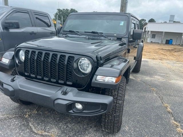 2023 Jeep Gladiator Willys