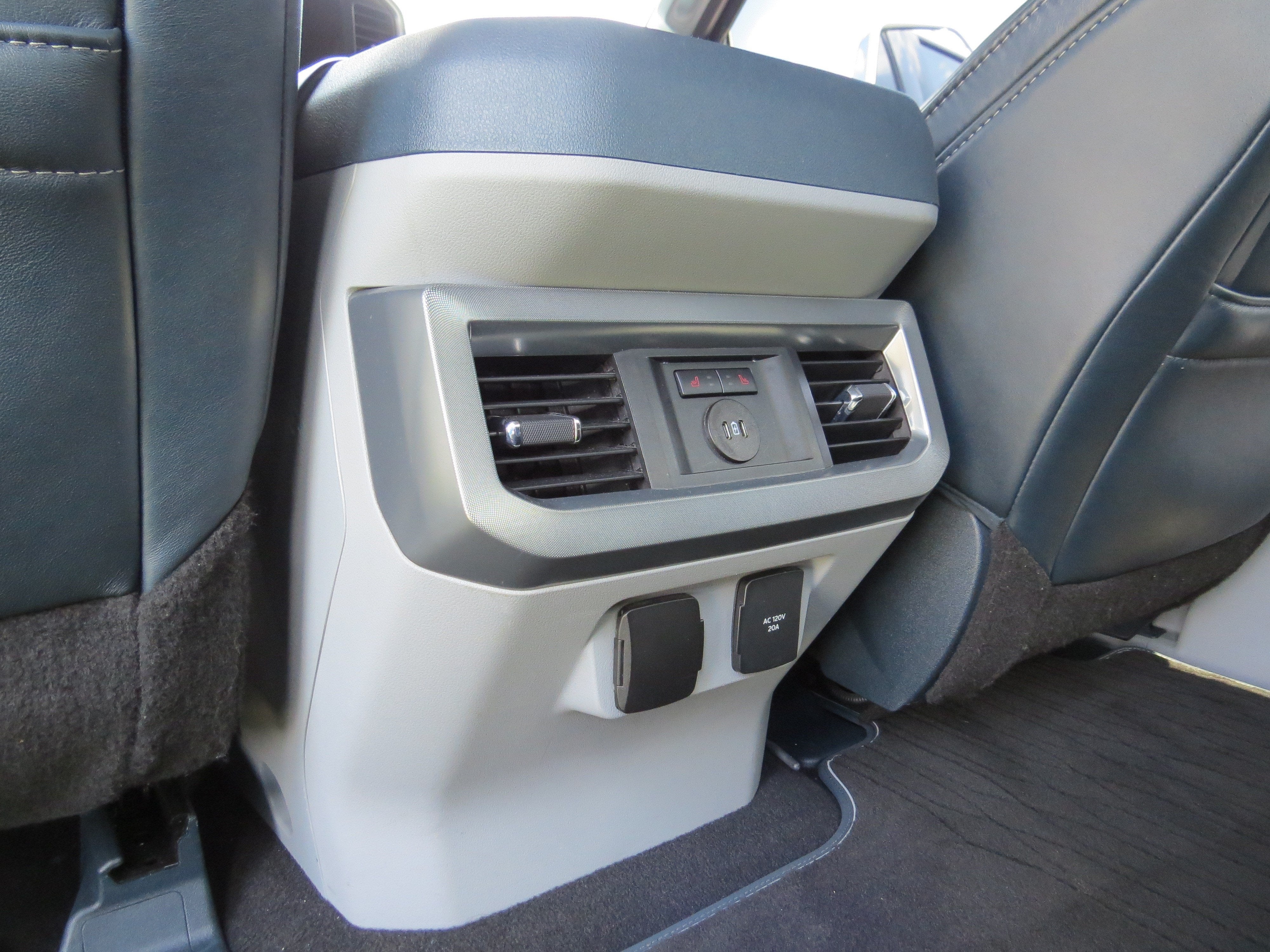 2024 Ford Super Duty F-450 DRW XL