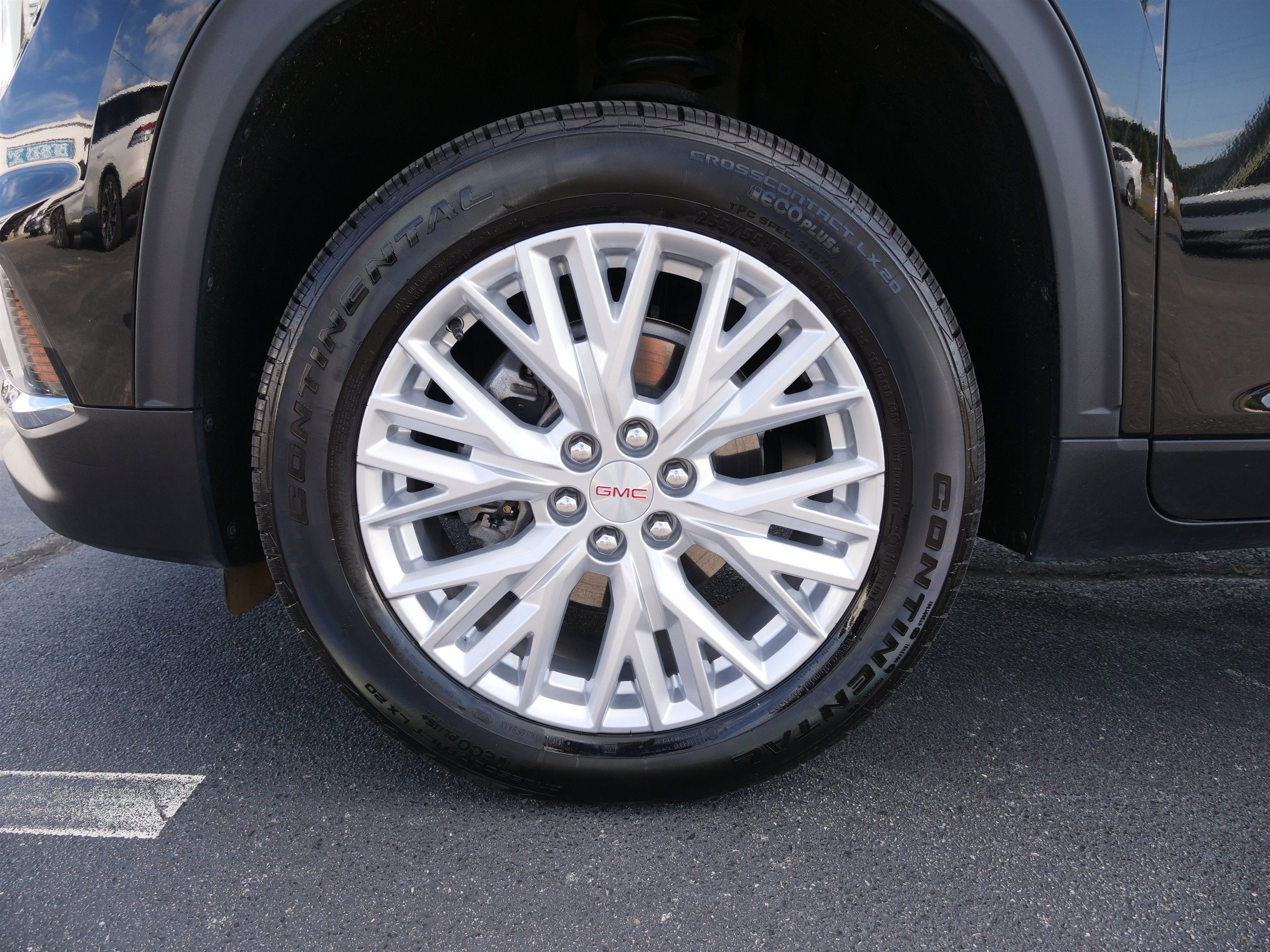 2024 GMC Acadia Elevation