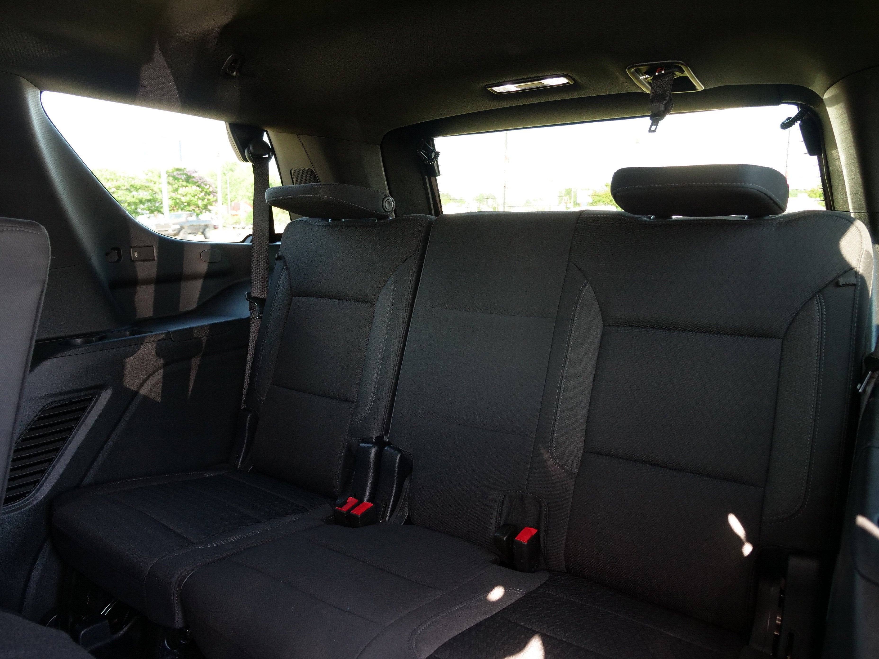 2025 Chevrolet Tahoe LS