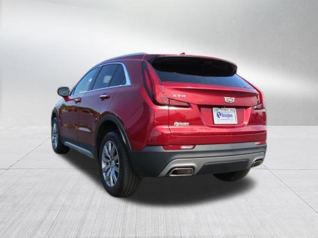 2022 Cadillac XT4 Premium Luxury