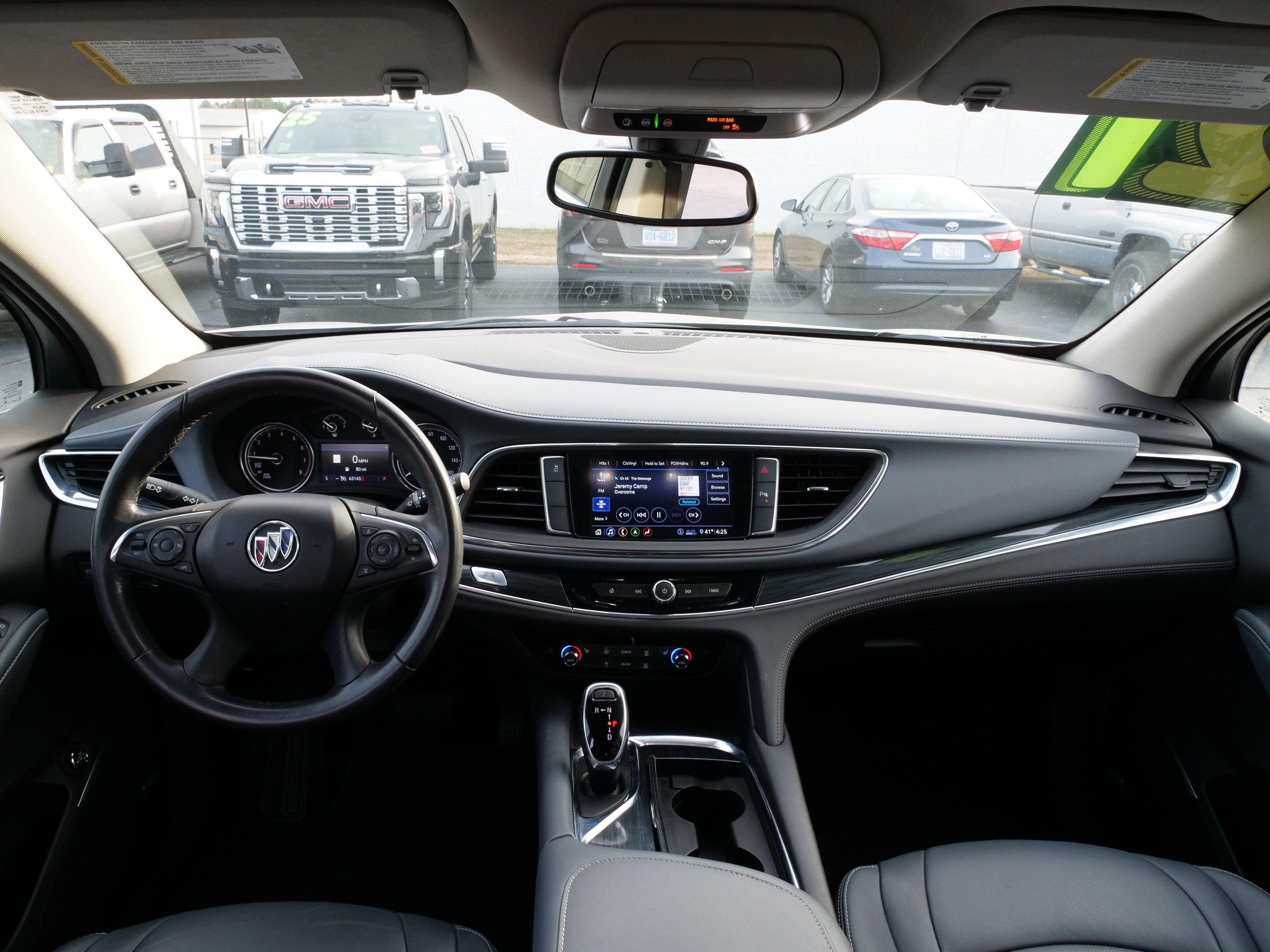 2021 Buick Enclave Essence