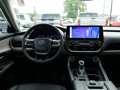 2024 Toyota Grand Highlander XLE