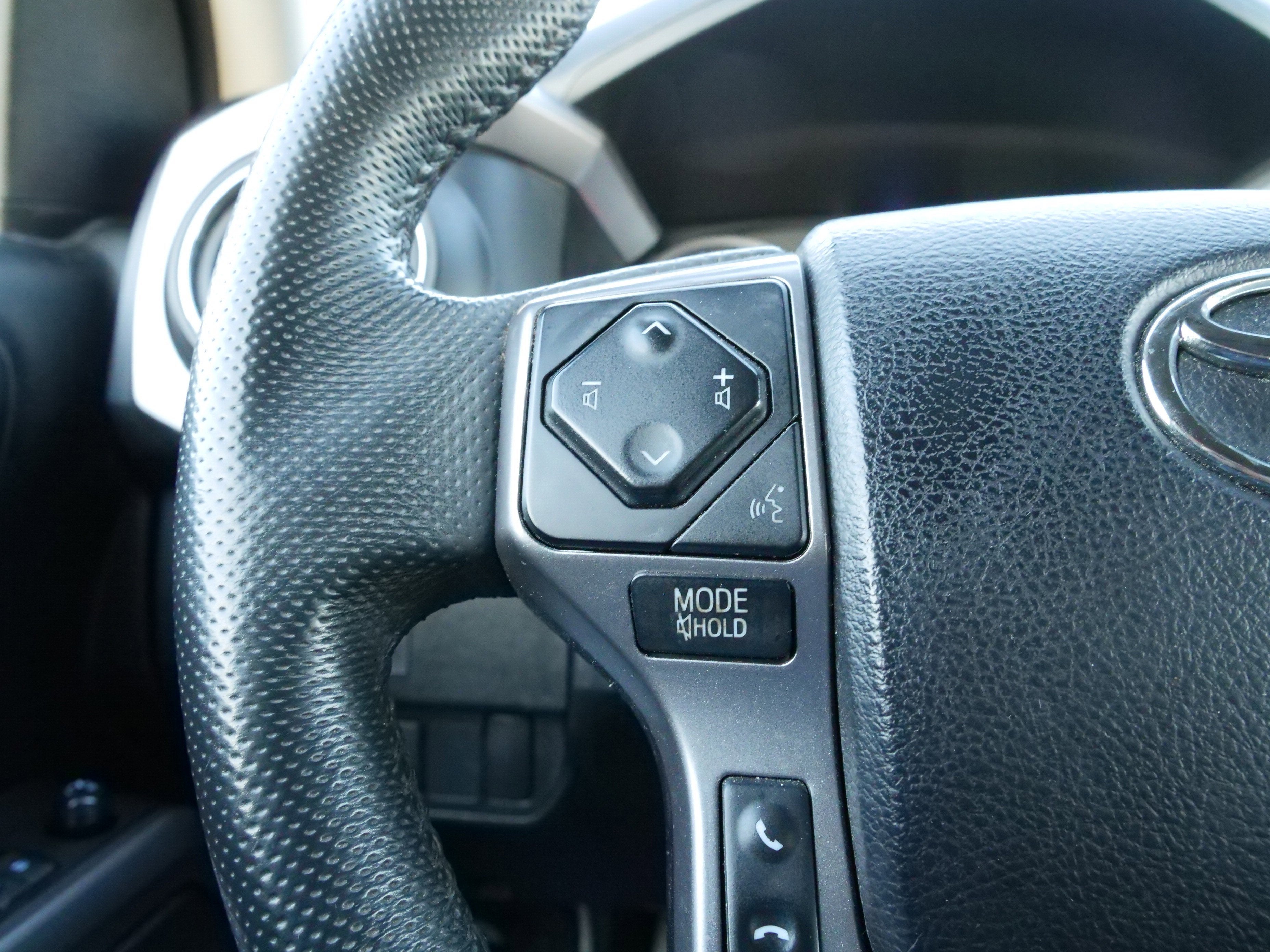 2021 Toyota Tacoma 2WD SR5