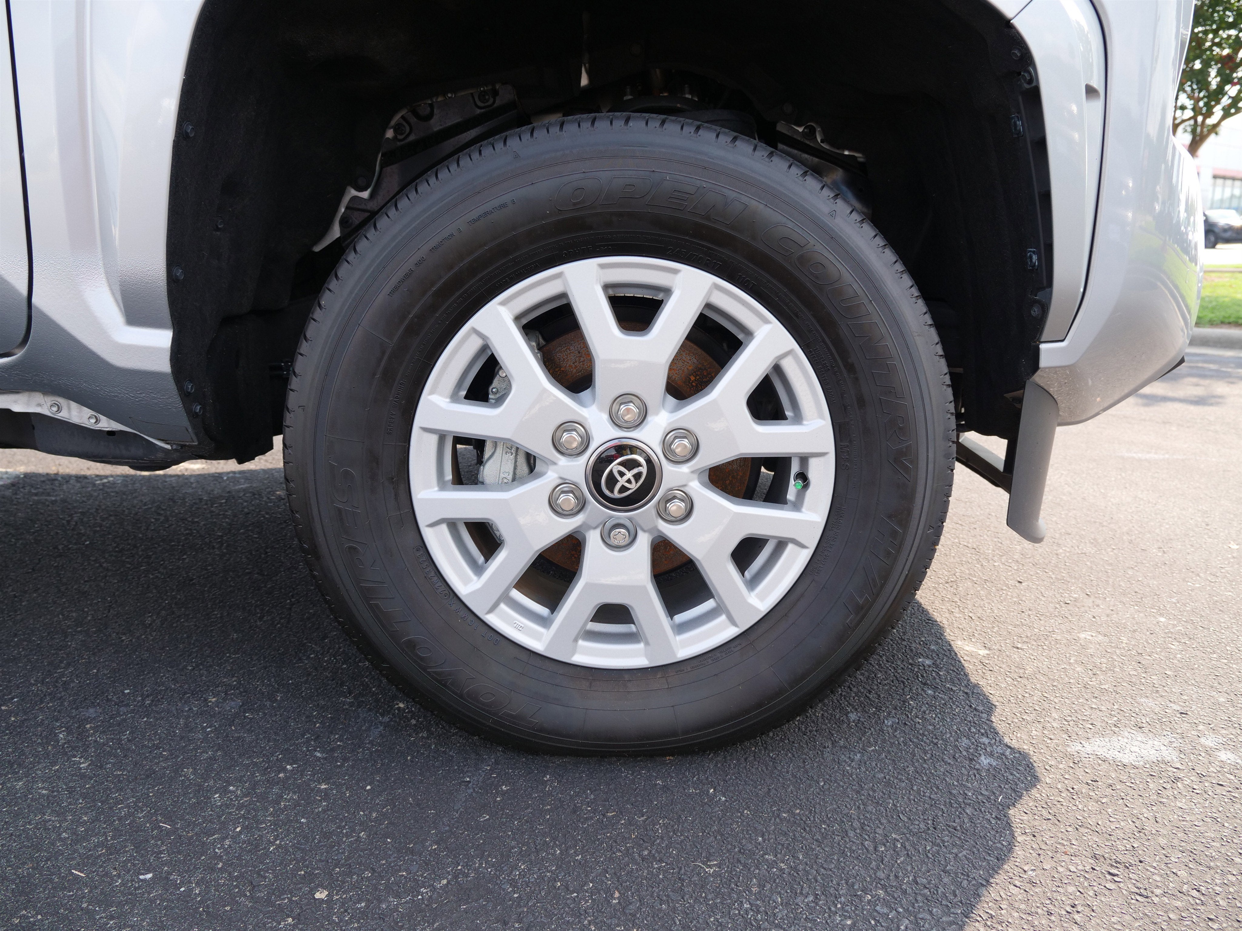 2024 Toyota Tacoma 4WD SR5