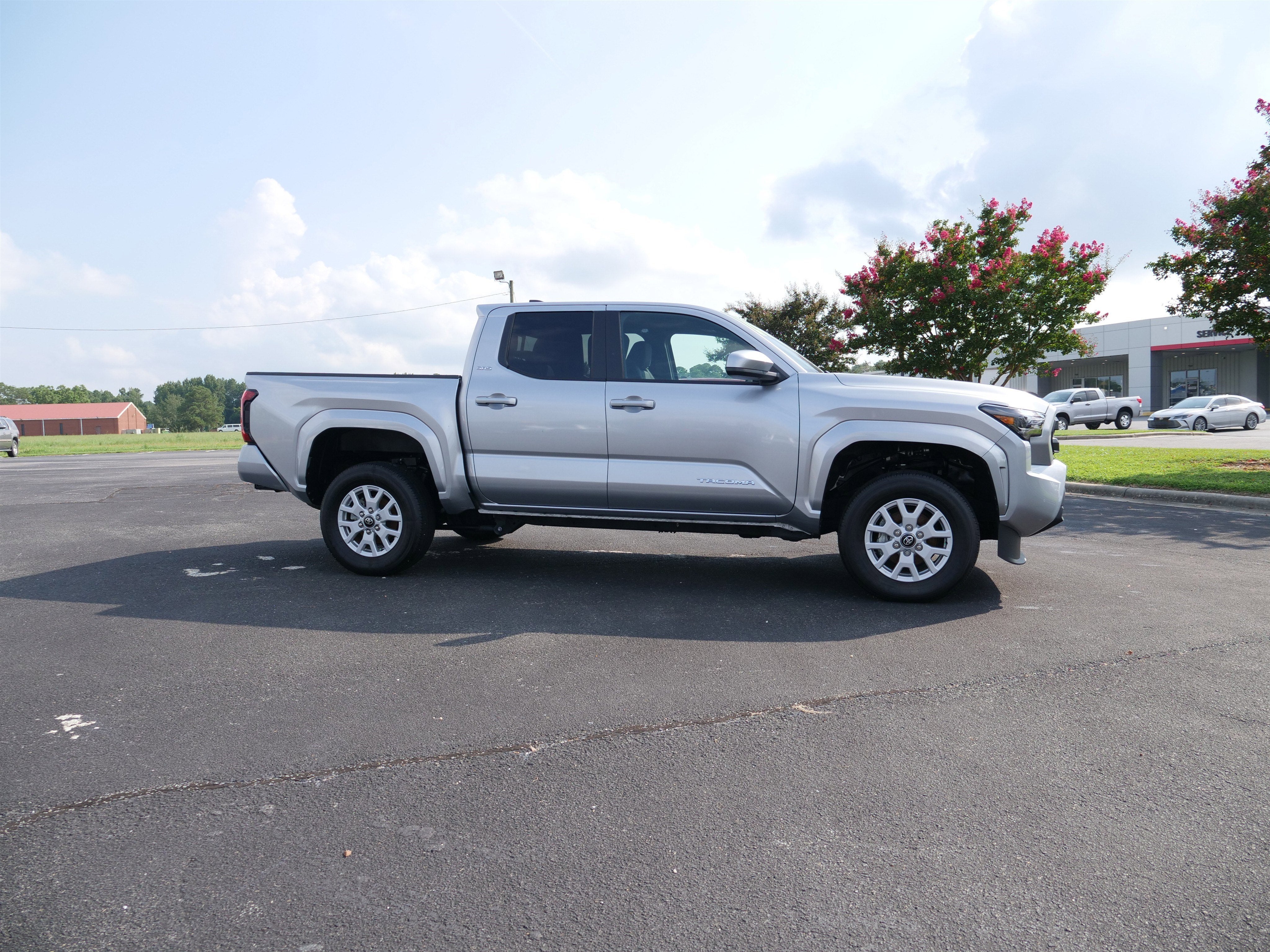 2024 Toyota Tacoma 4WD SR5