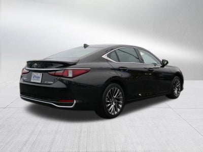 2024 Lexus ES ES 300h Ultra Luxury