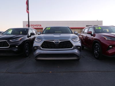 2021 Toyota Highlander Hybrid Platinum