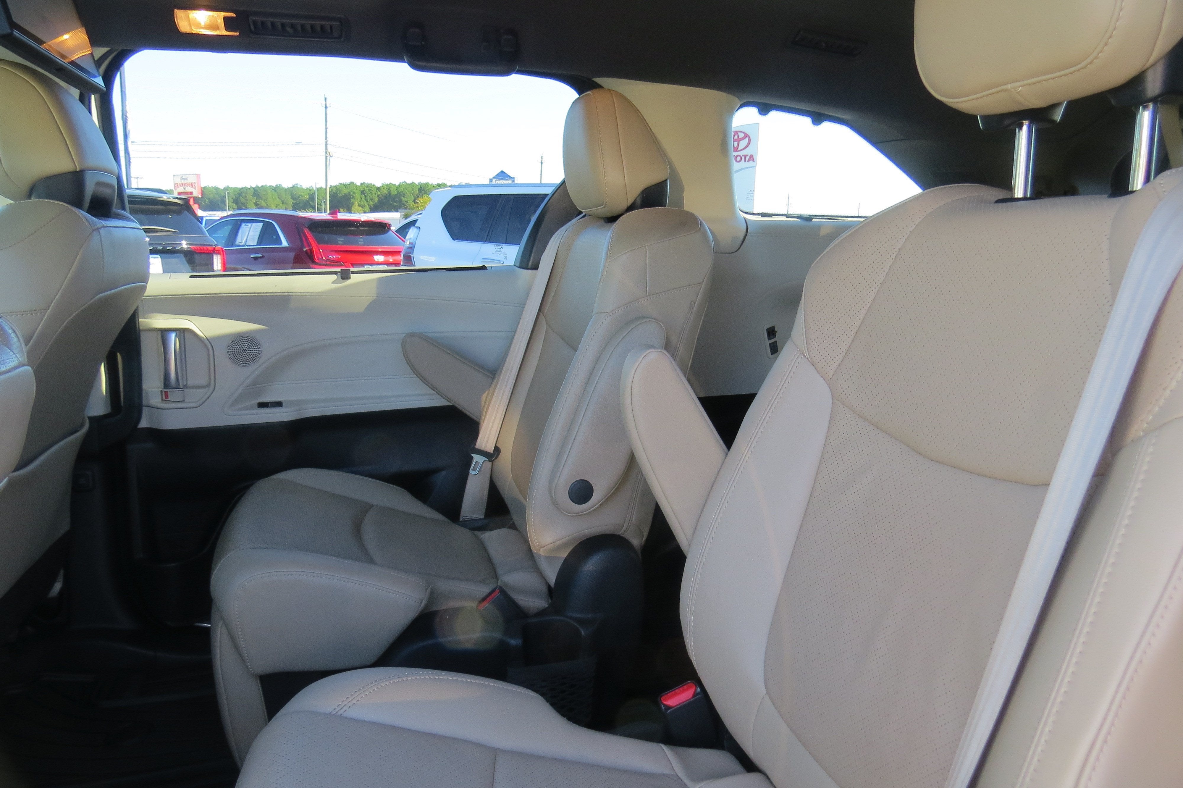 2021 Toyota Sienna Limited