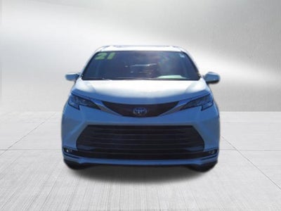 2021 Toyota Sienna Limited