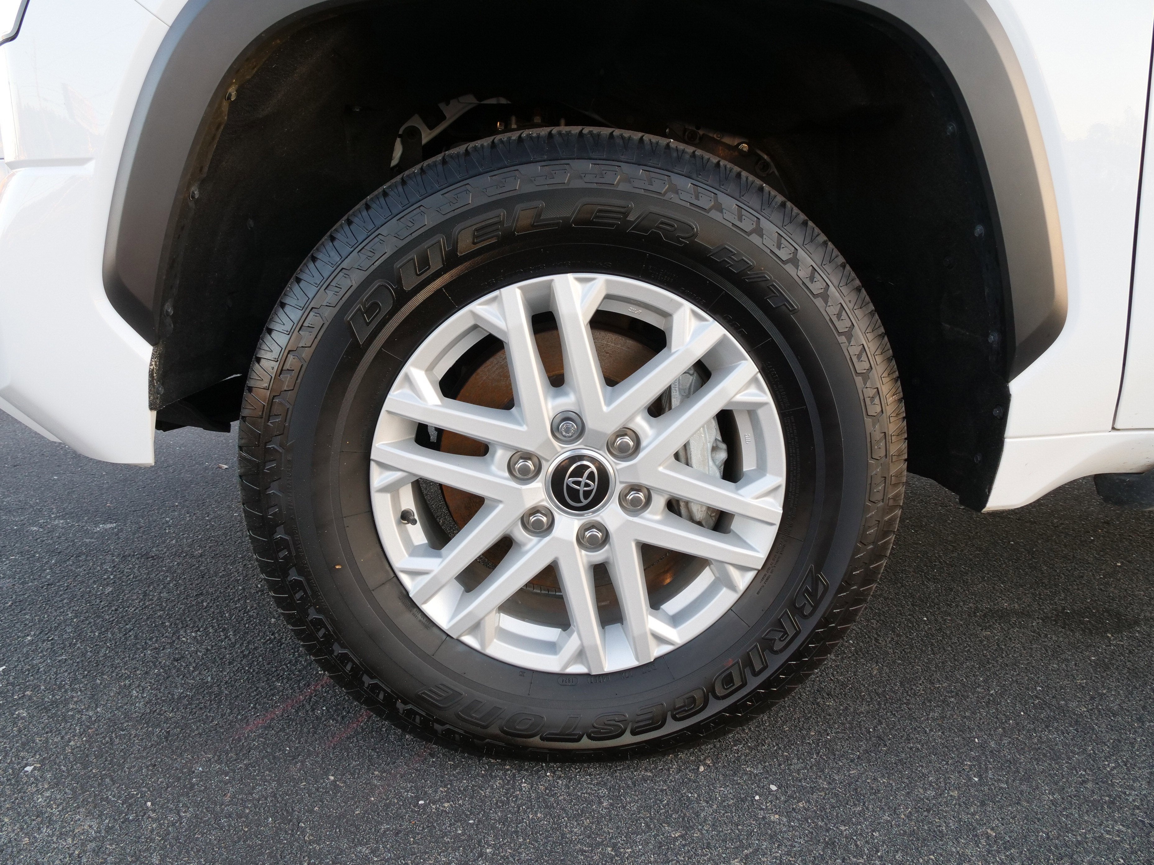 2024 Toyota Tundra 4WD SR5