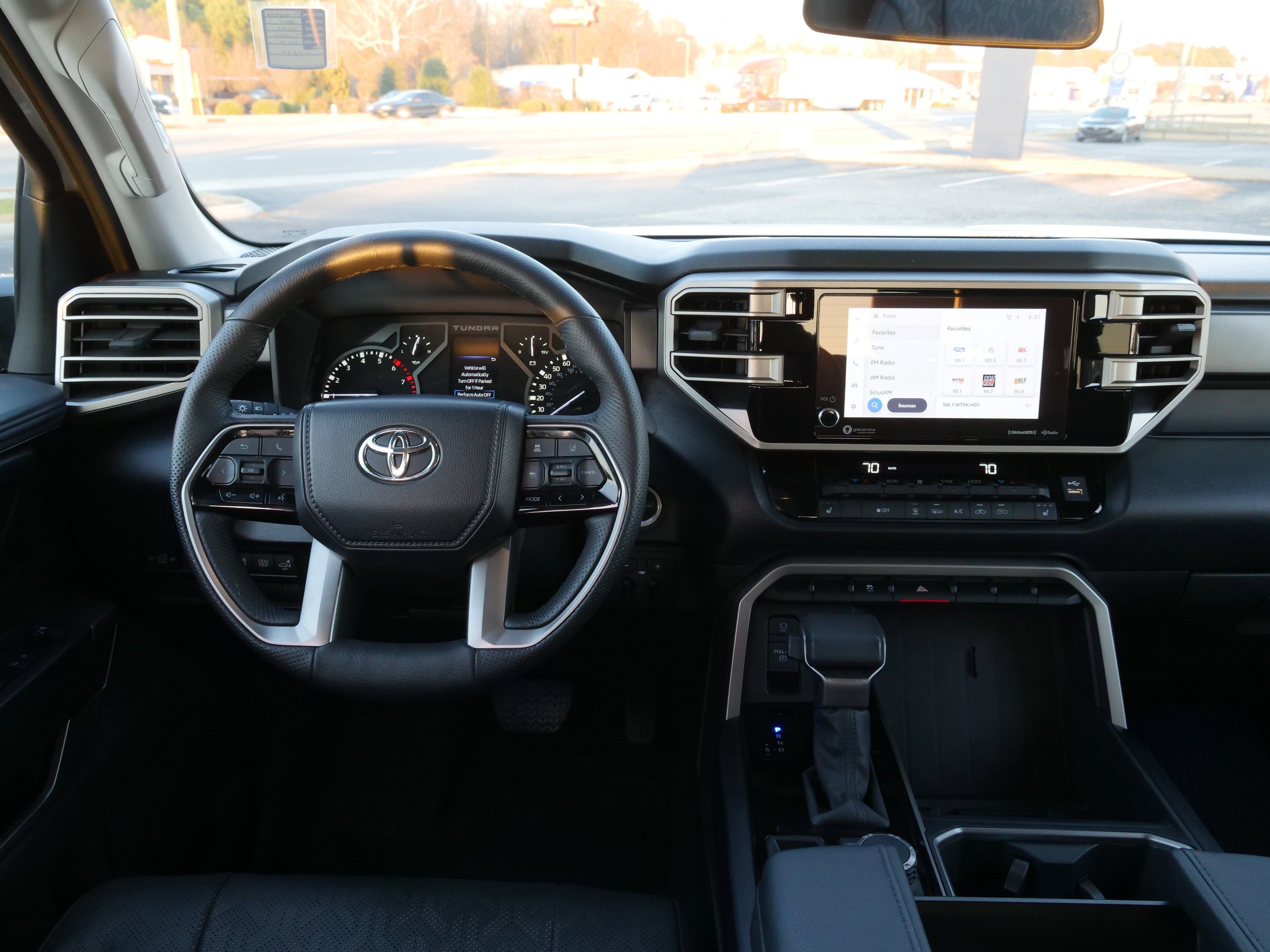 2024 Toyota Tundra 4WD SR5