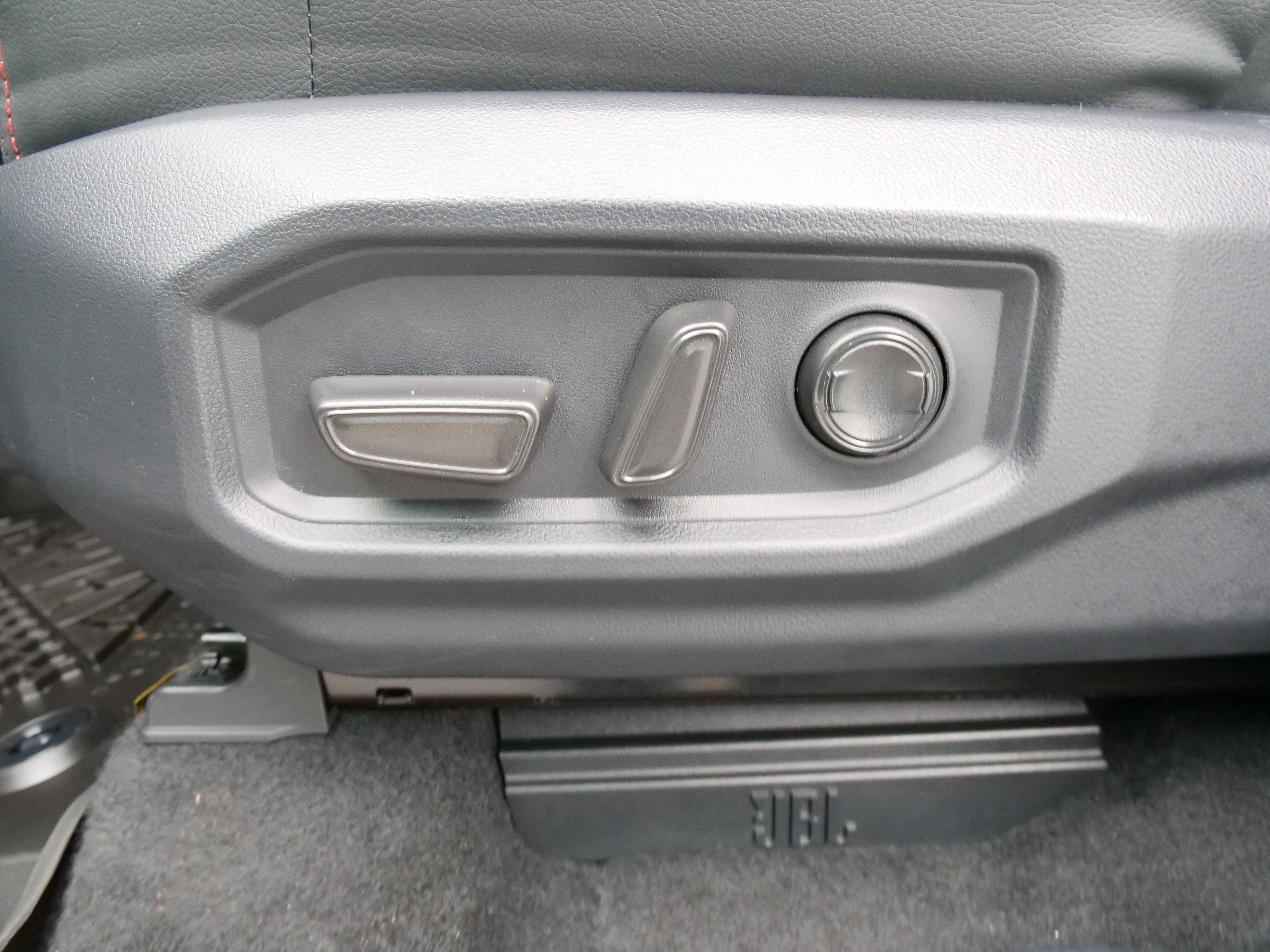 2025 Toyota Sequoia SR5