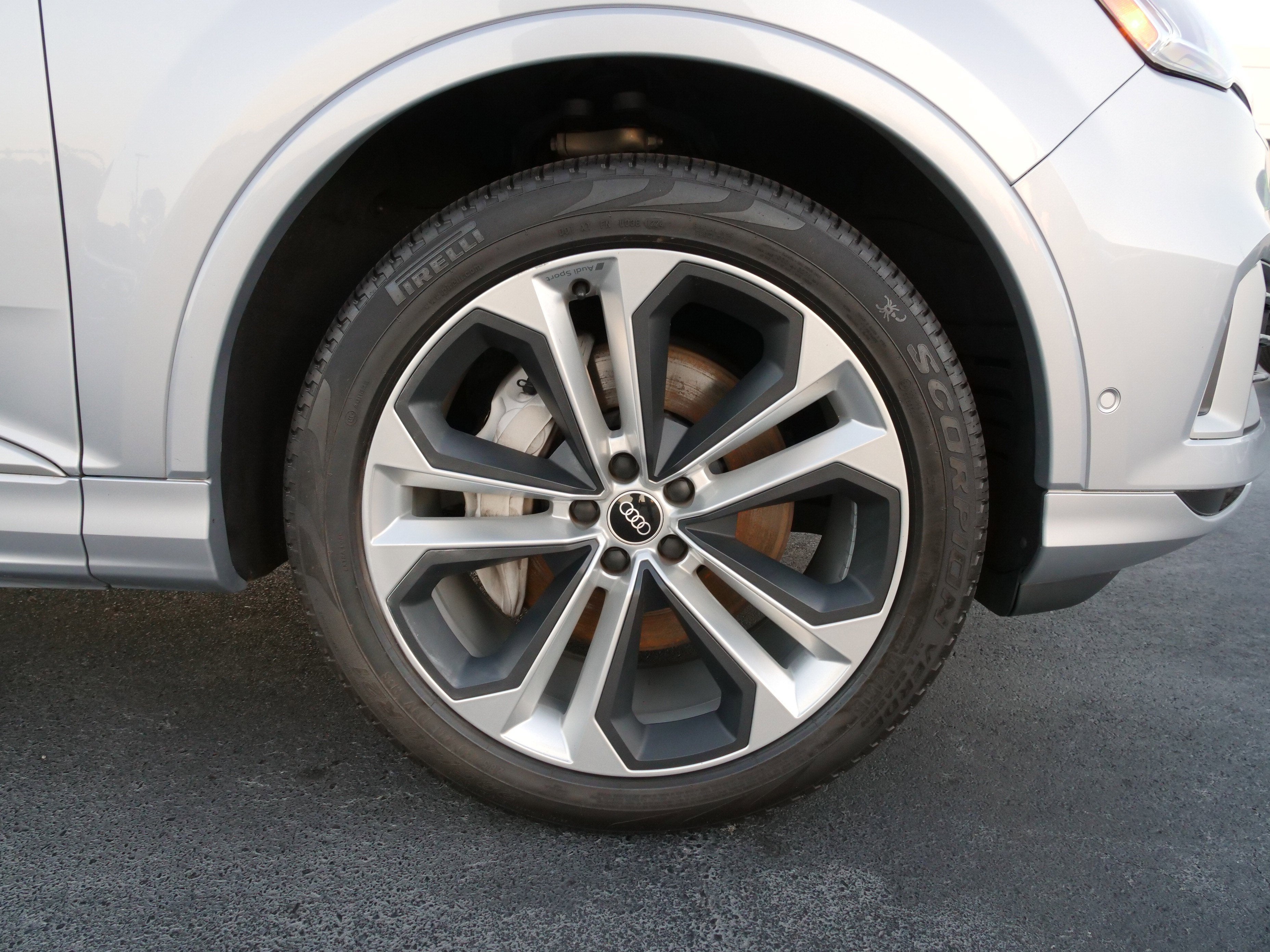 2021 Audi Q7 Premium Plus