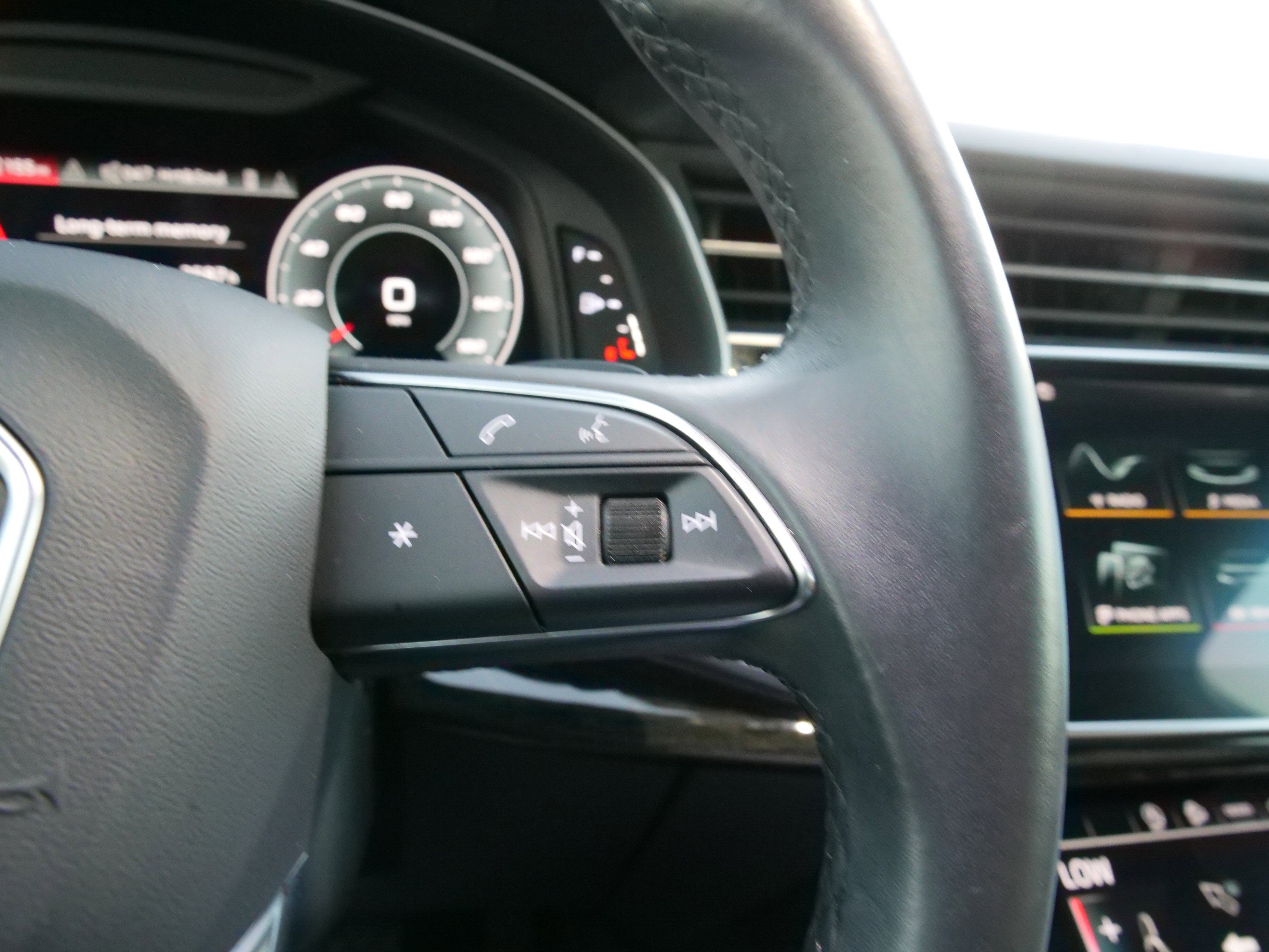 2021 Audi Q7 Premium Plus