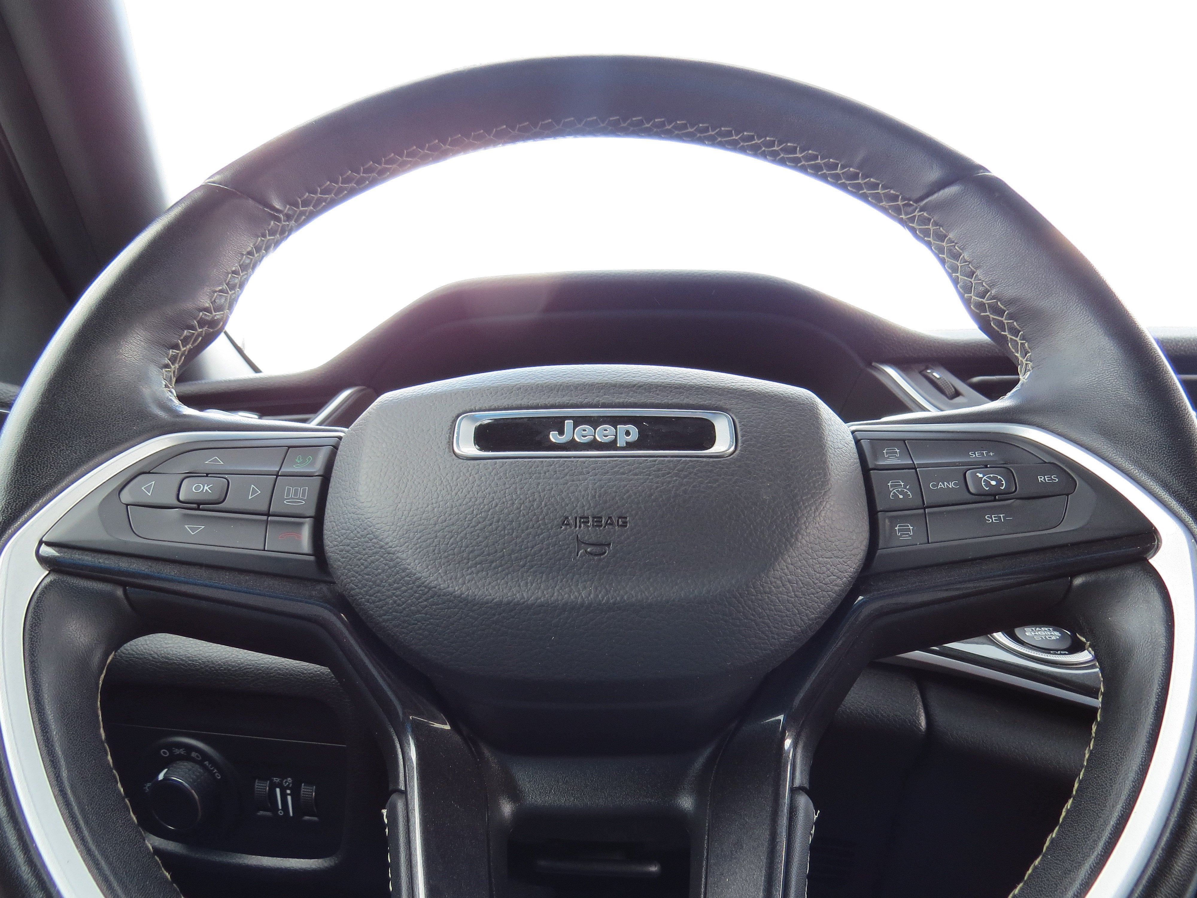 2022 Jeep Grand Cherokee L Altitude