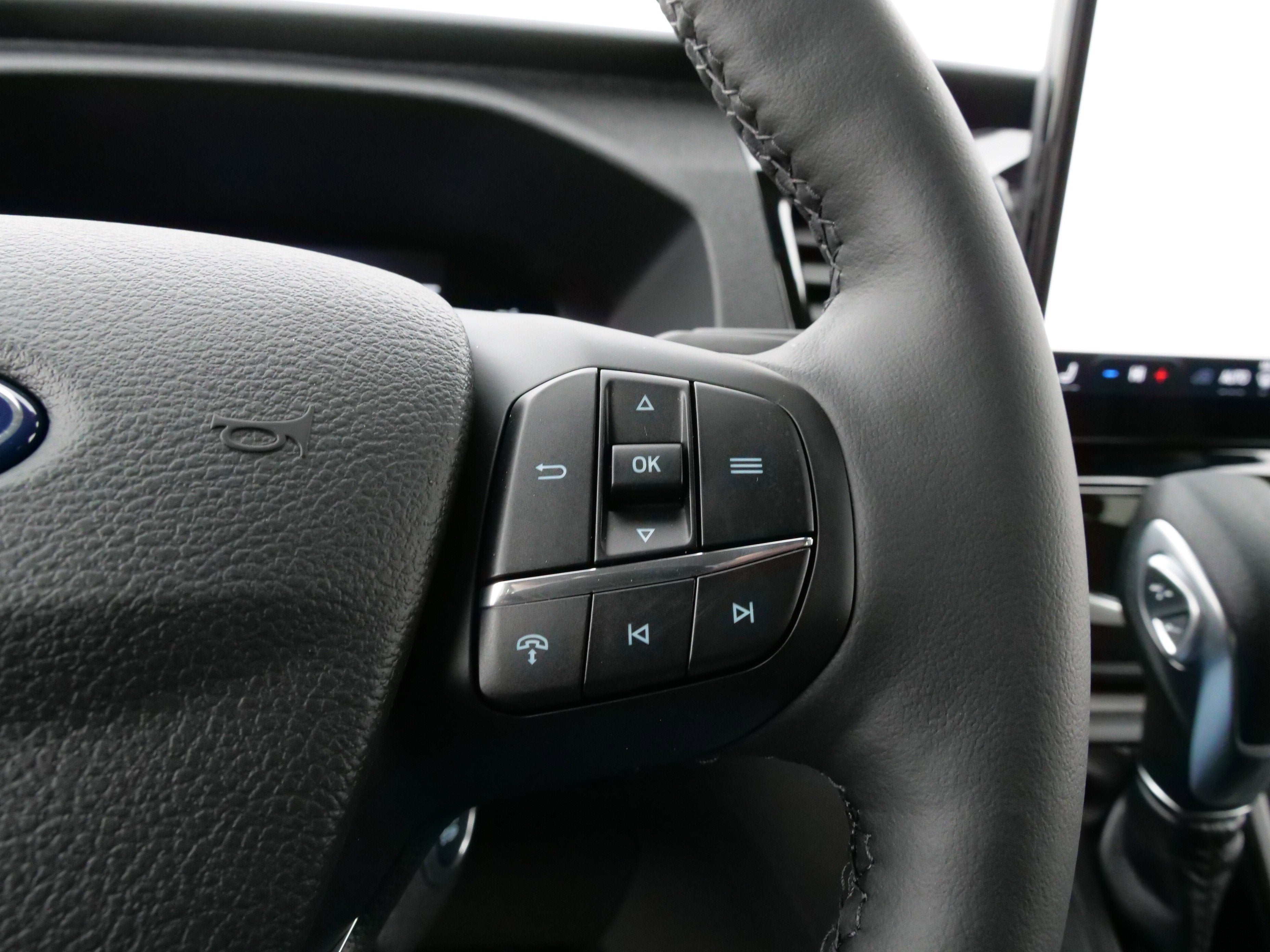 2026 Ford Transit Passenger Wagon Passenger Van XLT