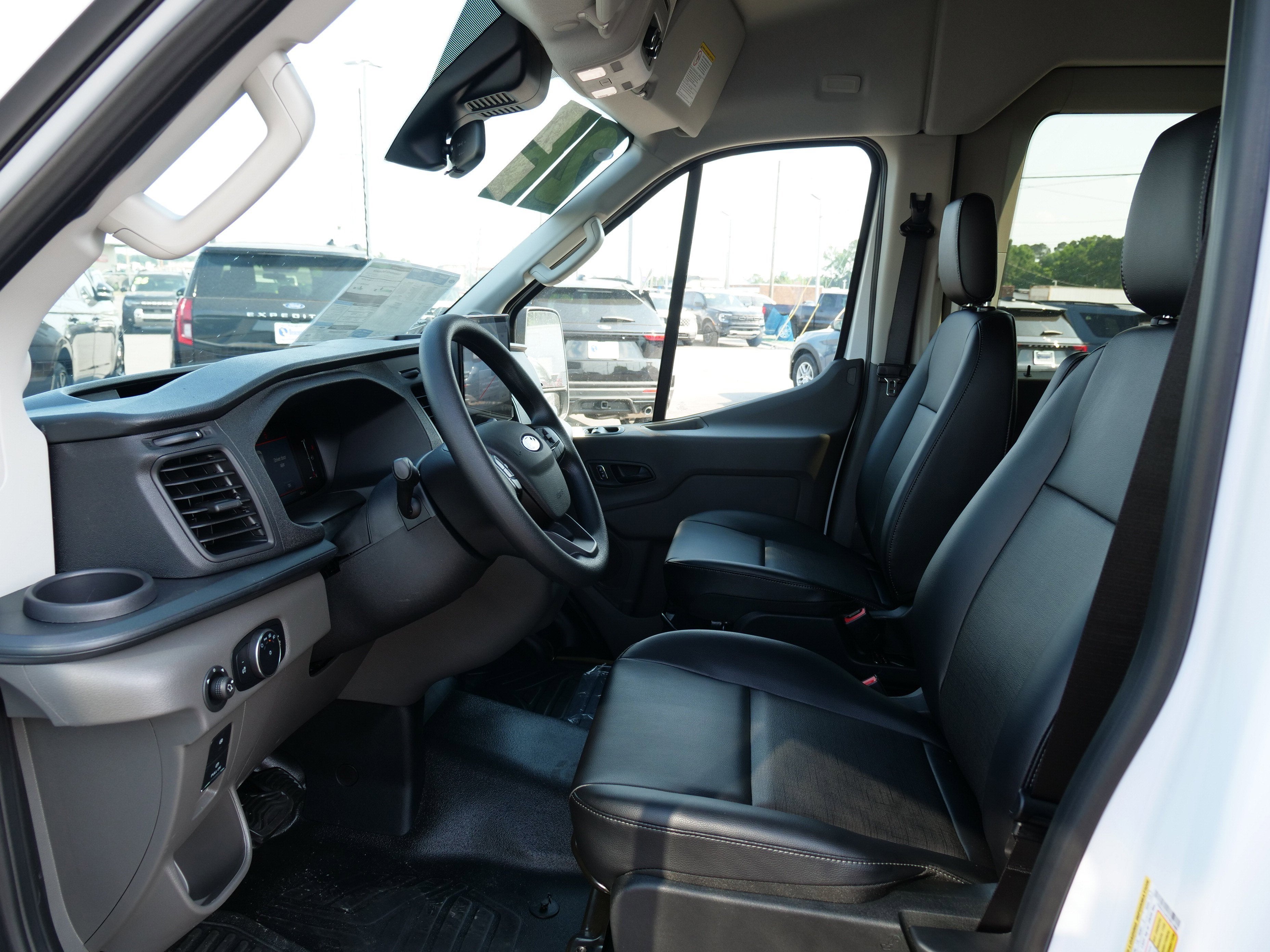 2026 Ford Transit Passenger Wagon Passenger Van XL