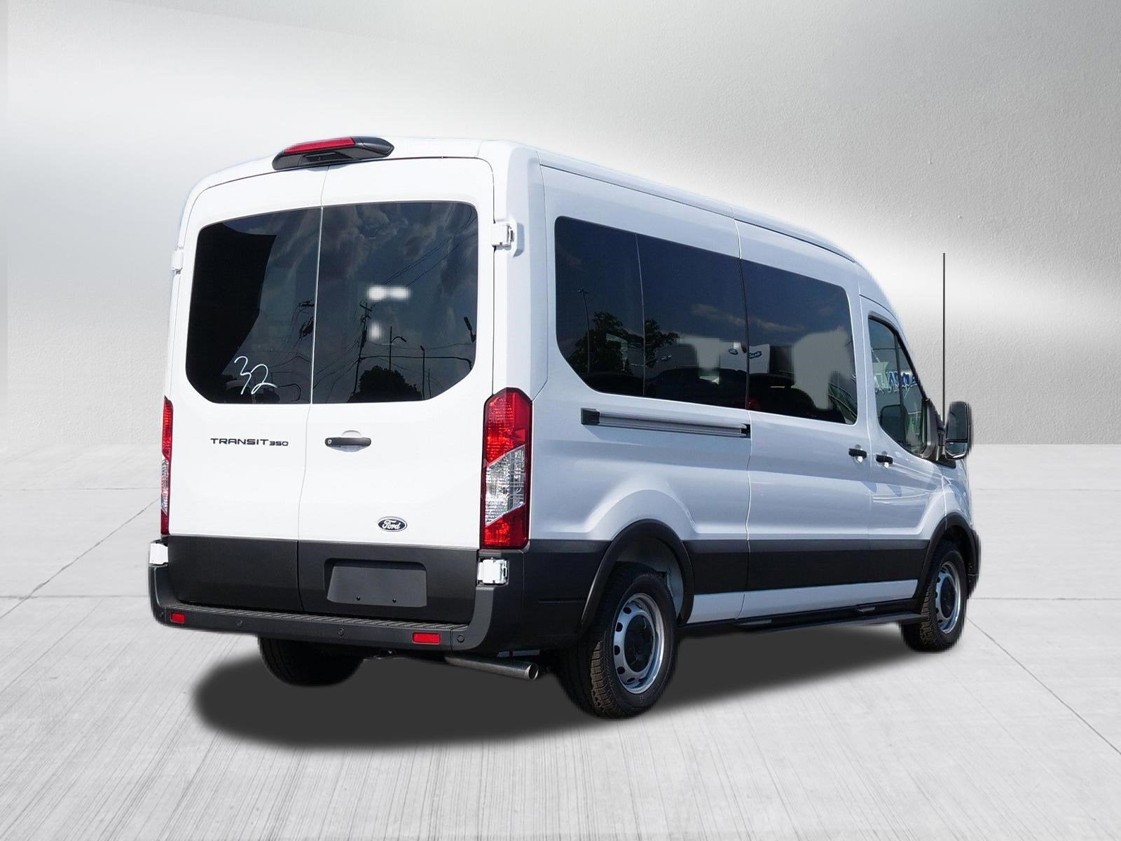 2026 Ford Transit Passenger Wagon Passenger Van XL