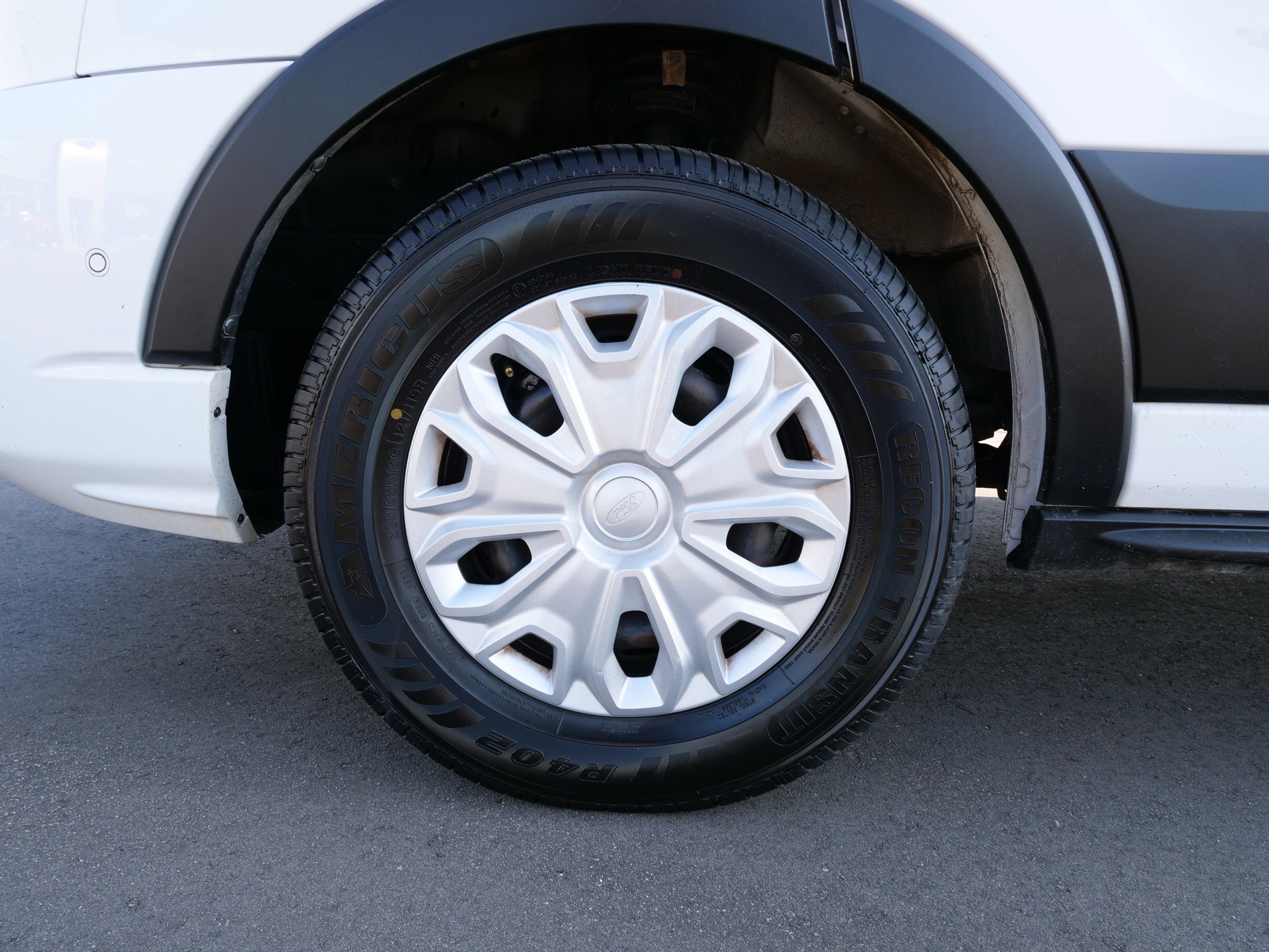 2023 Ford Transit Passenger Wagon Base