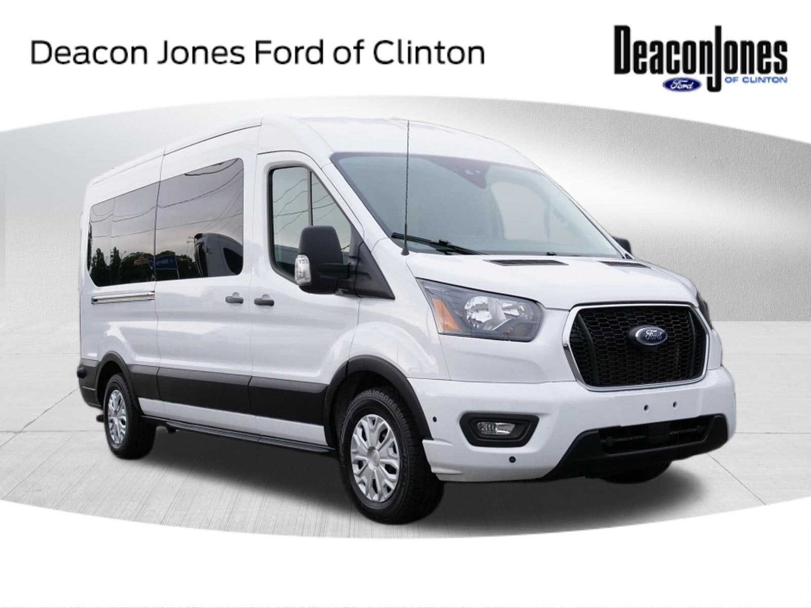 2024 Ford Transit 350 XLT Med Roof Sliding Pass. 148's photo