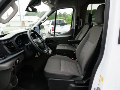 2024 Ford Transit Passenger Wagon Base