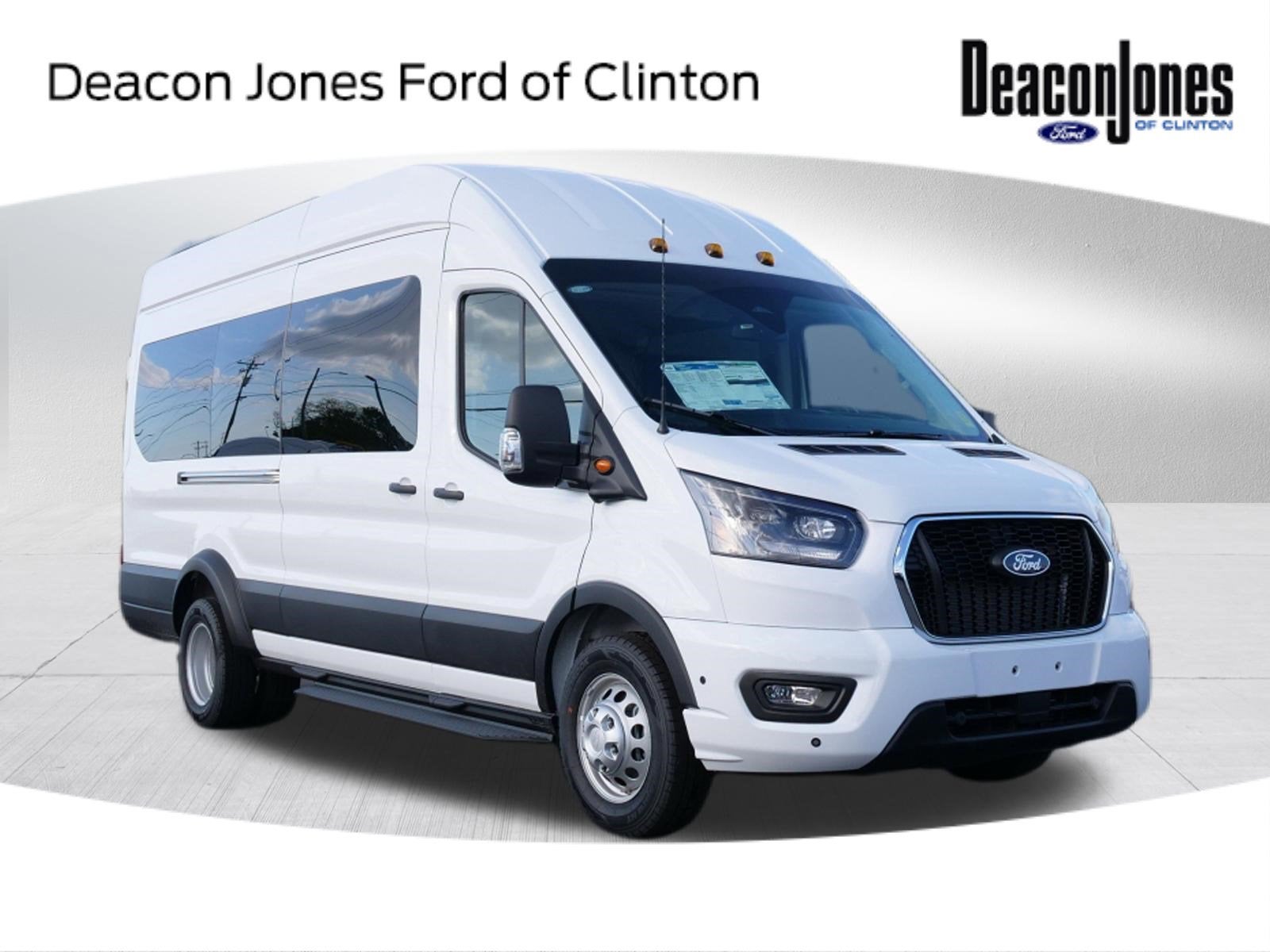 2026 Ford Transit Passenger Wagon Passenger Van XLT