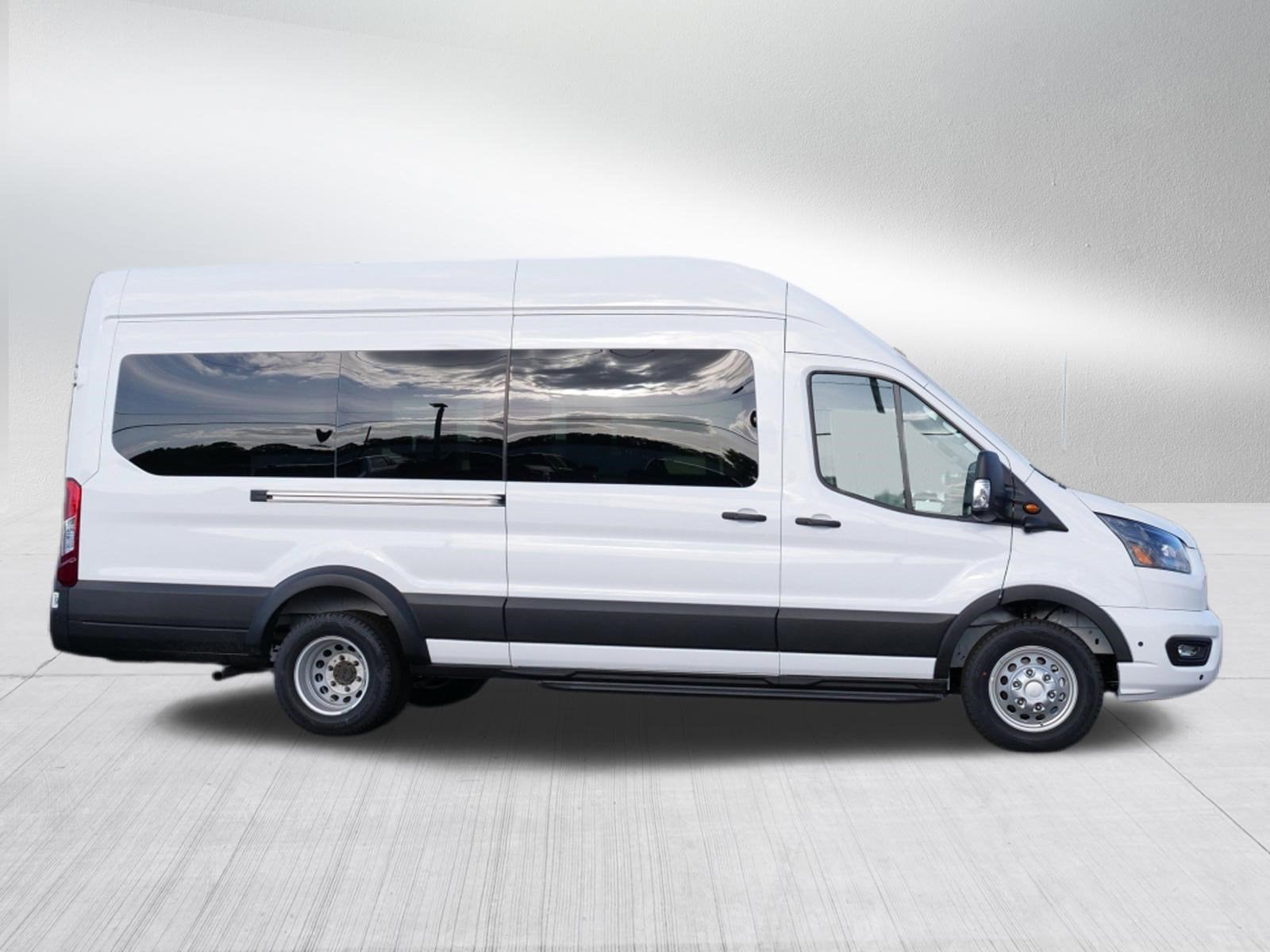 2026 Ford Transit Passenger Wagon Passenger Van XLT