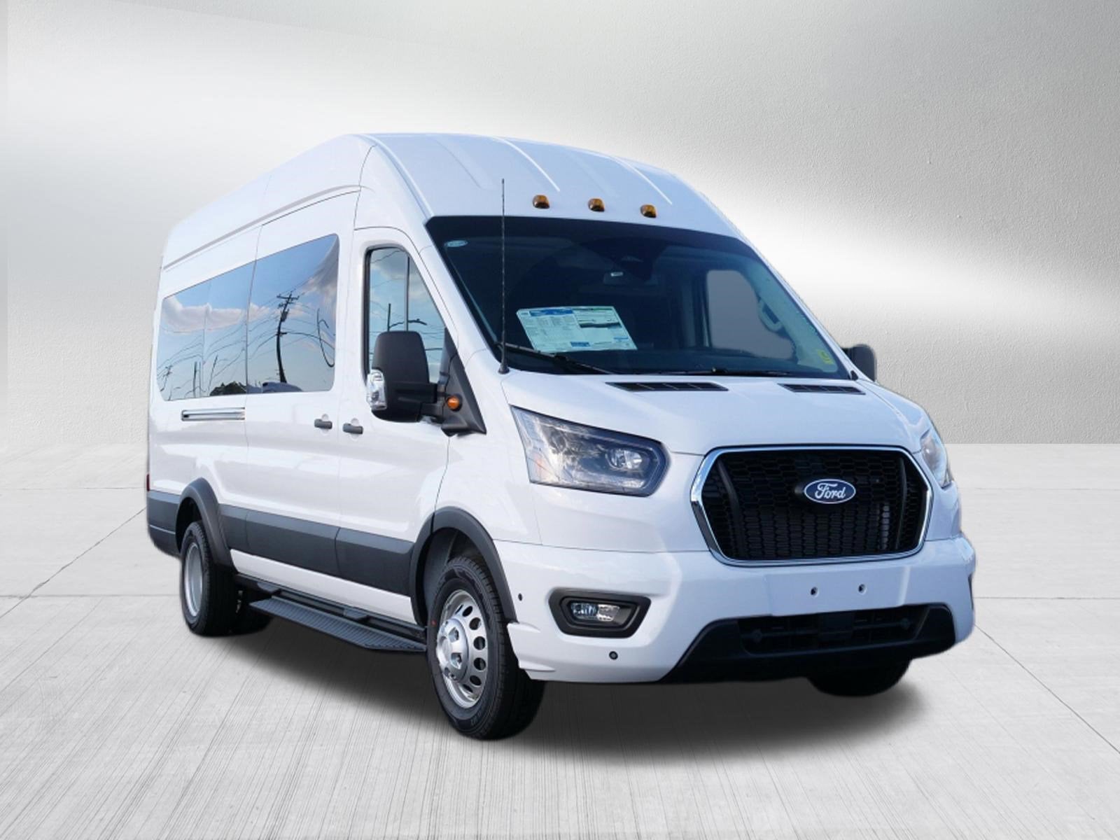 2026 Ford Transit Passenger Wagon Passenger Van XLT