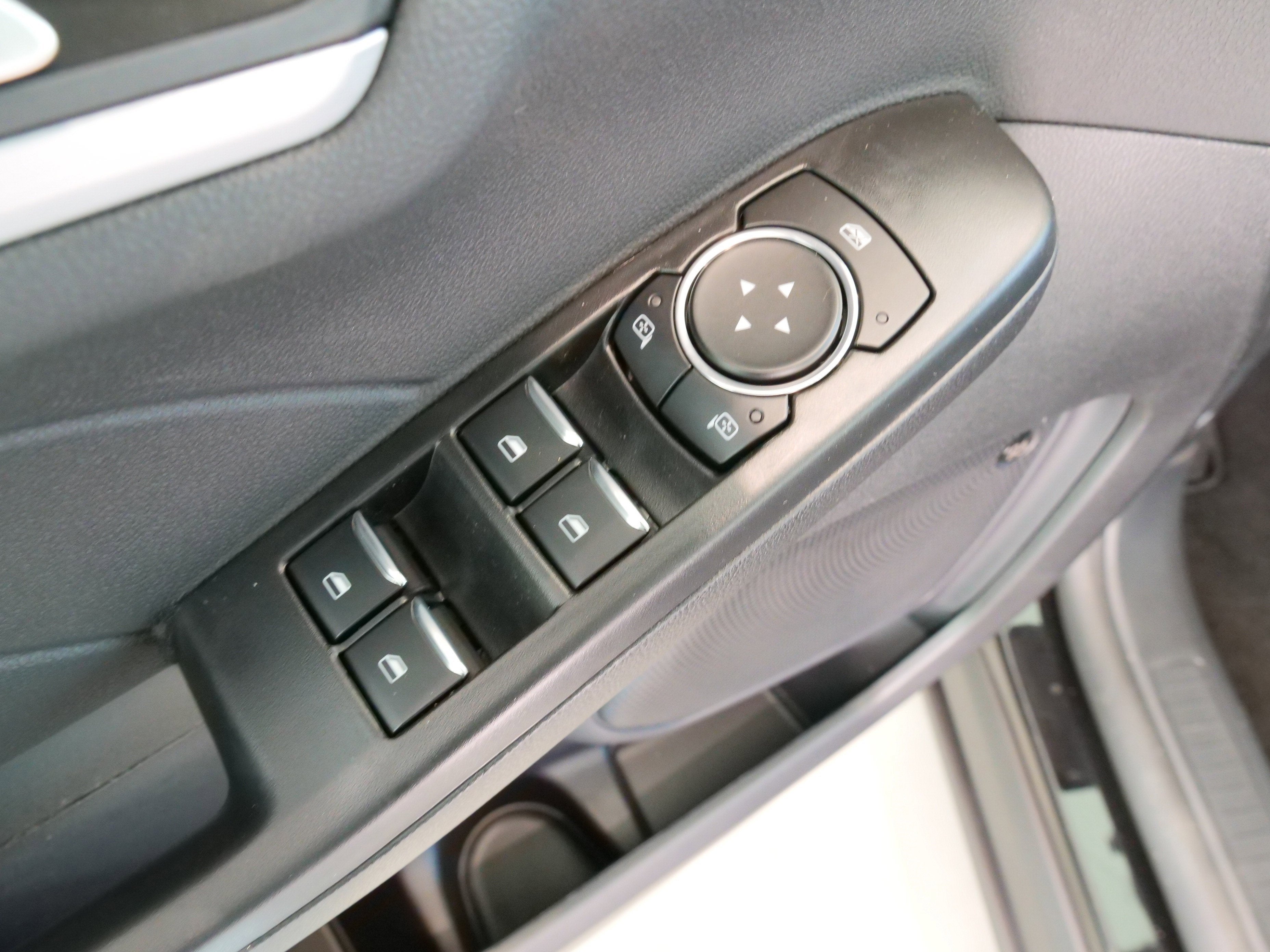 2026 Ford Escape Platinum