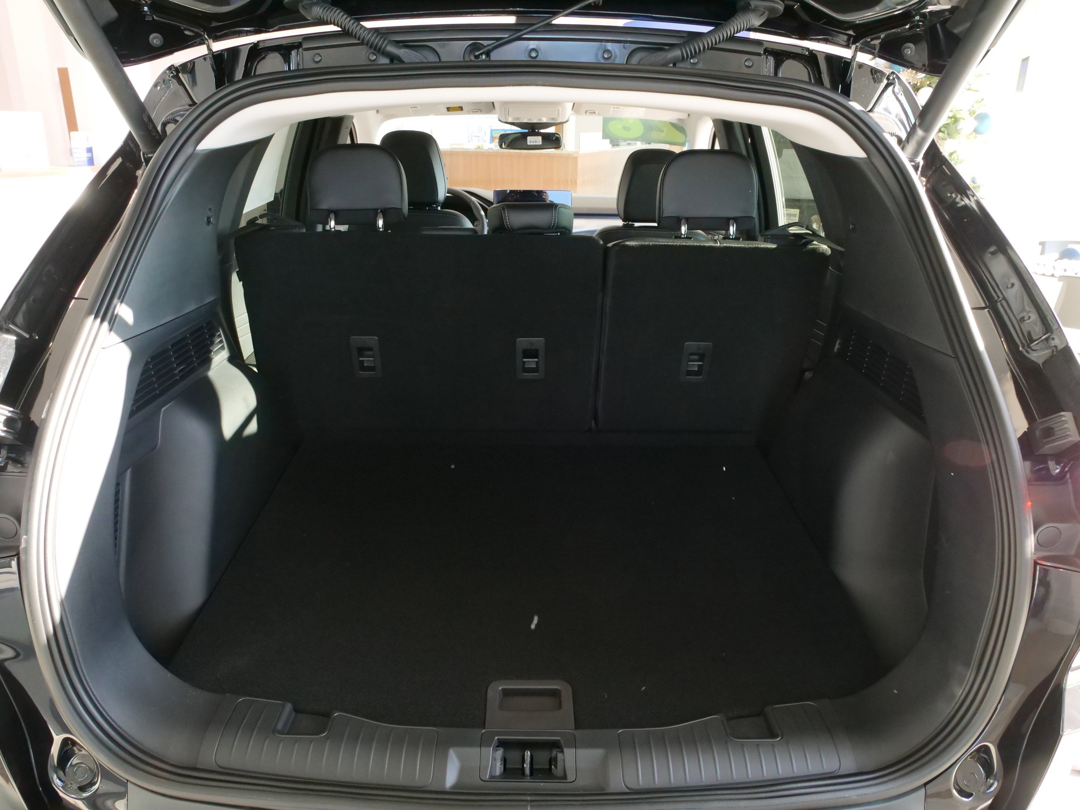 2026 Ford Escape Platinum