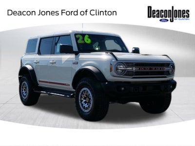 2026 Ford Bronco Outer Banks
