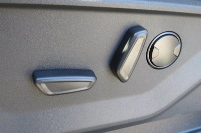 2027 Ford Expedition Platinum 4x4 w/ Drivers Pkg.