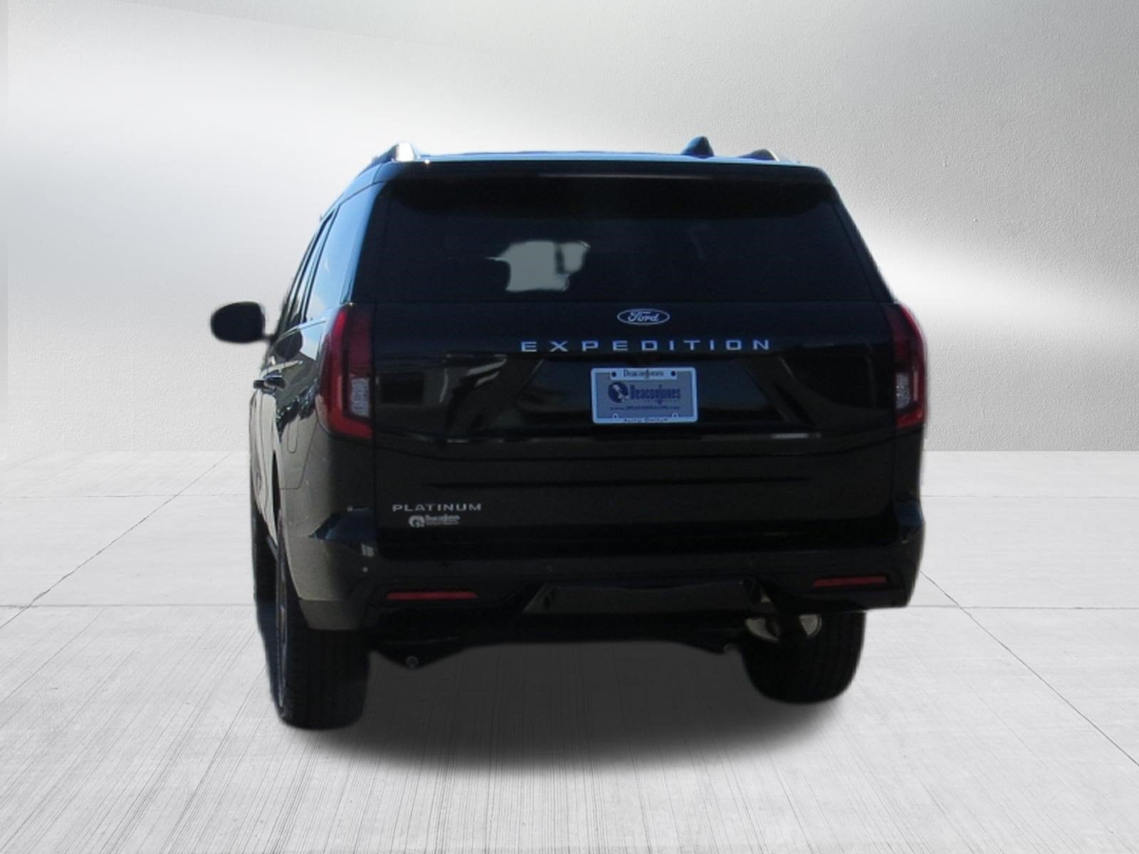 2027 Ford Expedition Platinum 4x4 w/ Drivers Pkg.