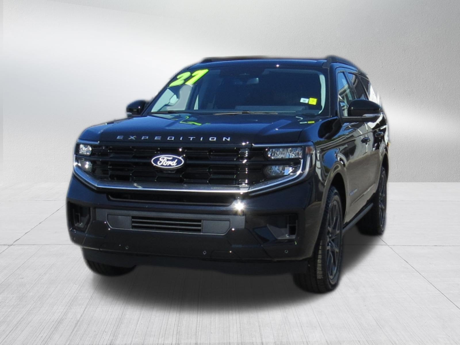 2027 Ford Expedition Platinum 4x4 w/ Drivers Pkg.