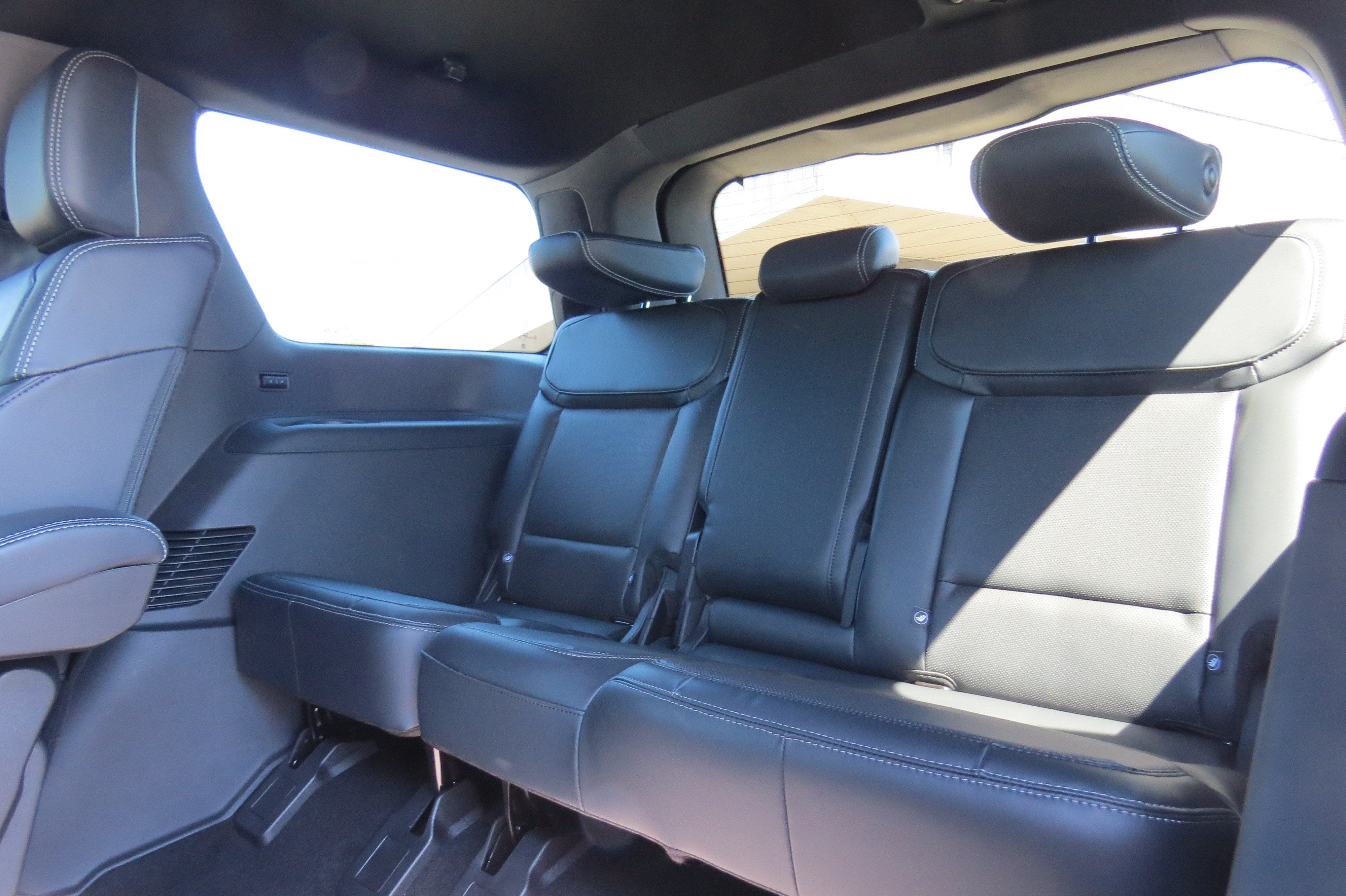 2027 Ford Expedition Platinum 4x4 w/ Stealth Appearance & Performance Pkg.