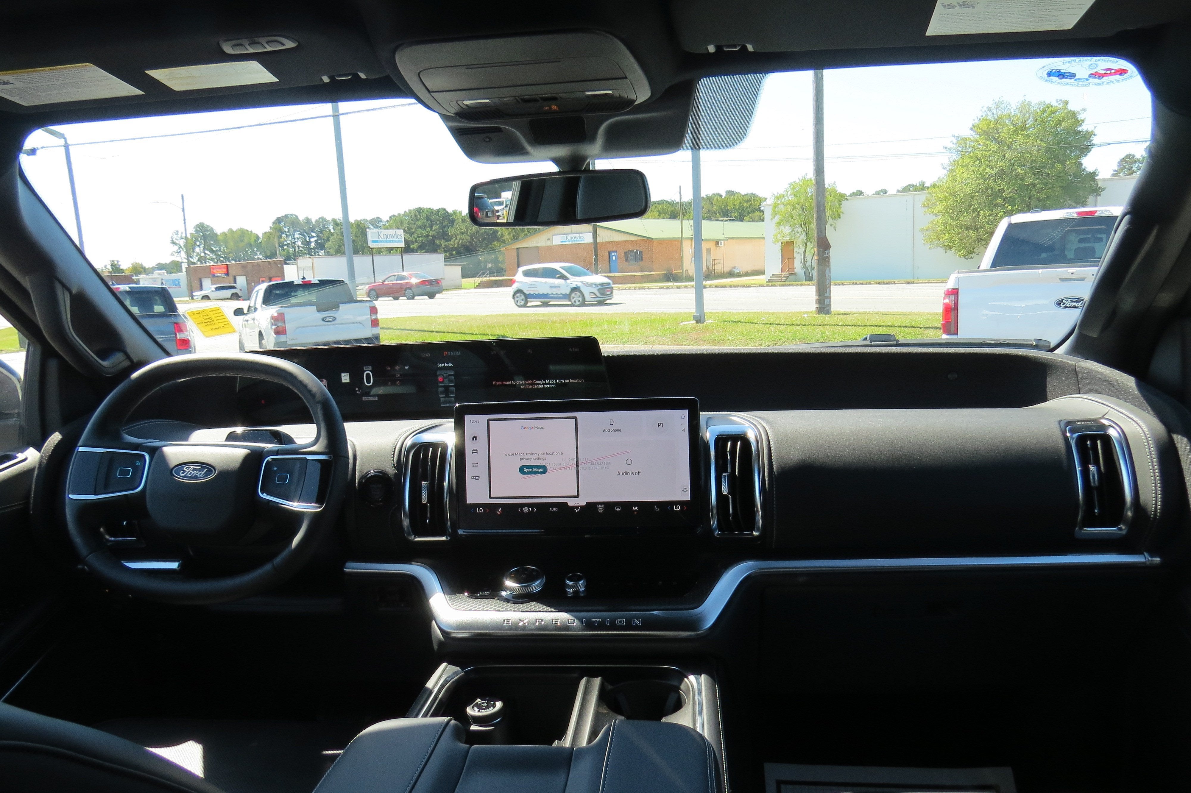 2027 Ford Expedition Platinum 4x4 w/ Stealth Appearance & Performance Pkg.
