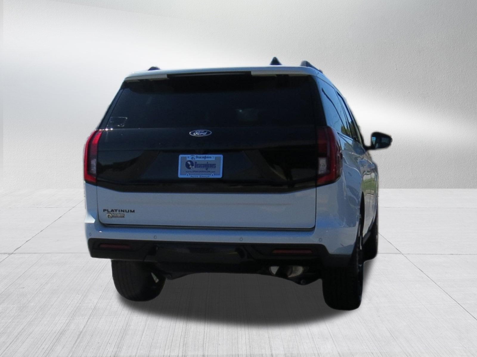 2027 Ford Expedition Platinum 4x4 w/ Stealth Appearance & Performance Pkg.