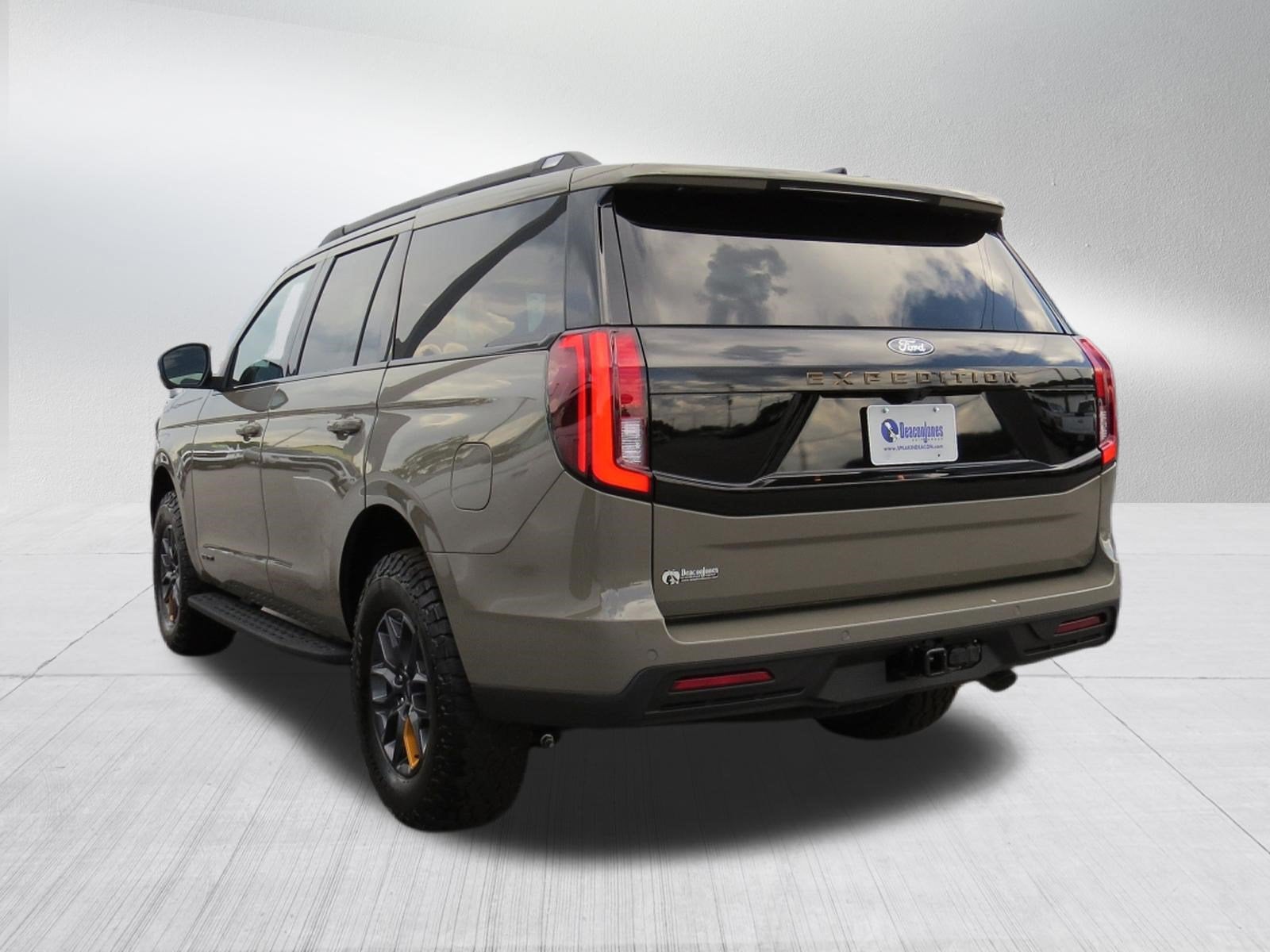 2027 Ford Expedition Tremor