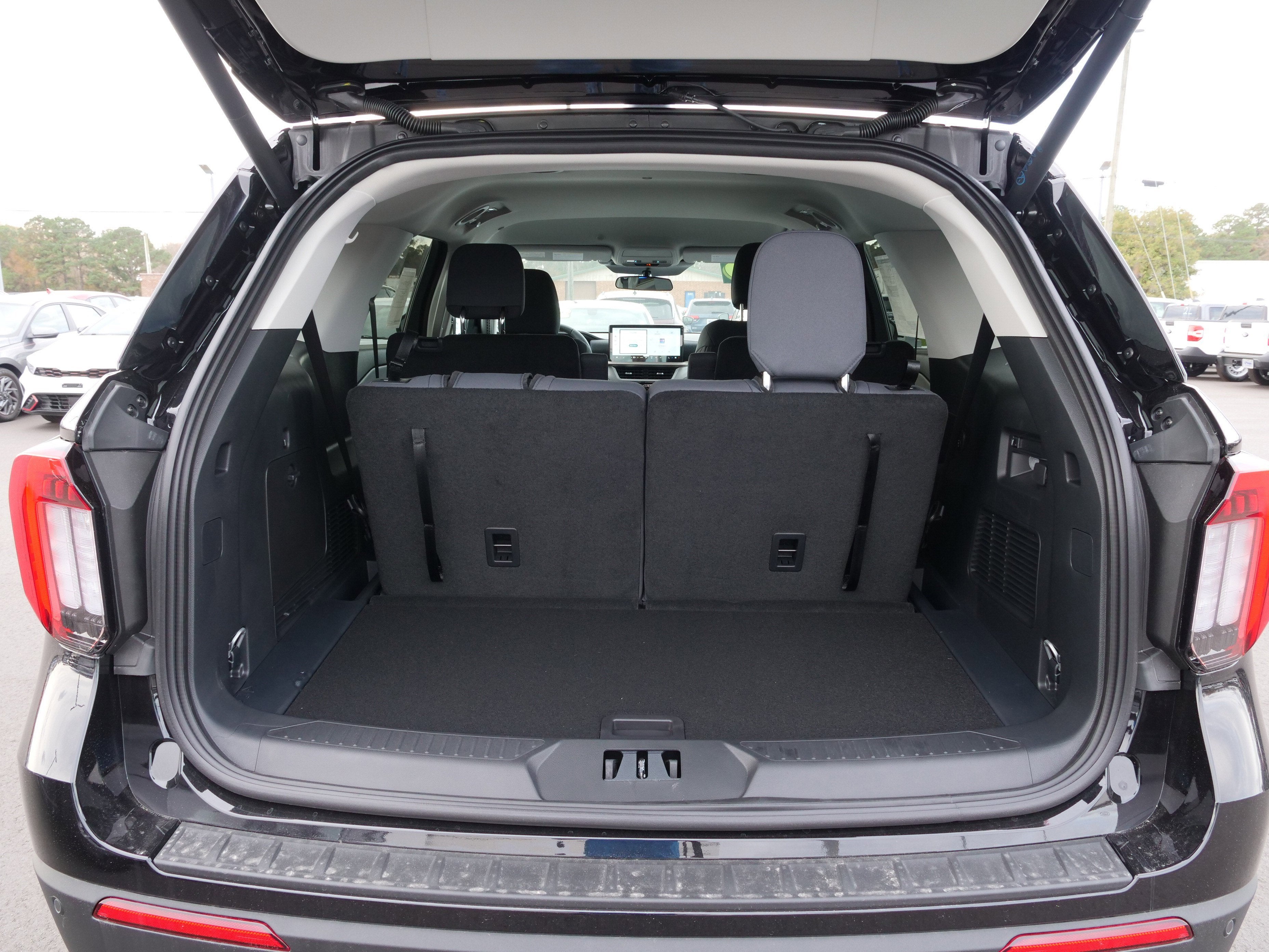 2026 Ford Explorer Active (100A)