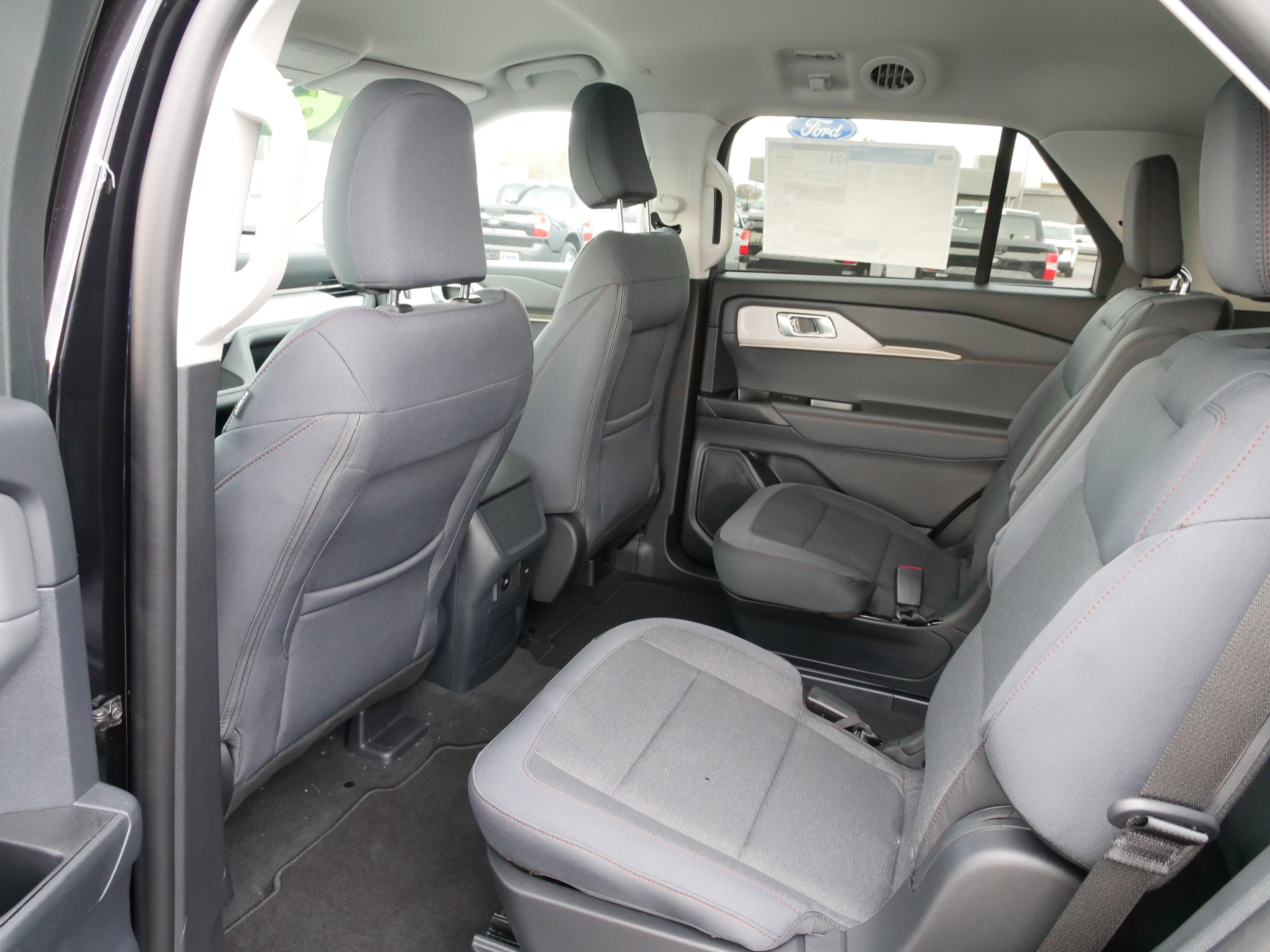 2026 Ford Explorer Active (100A)