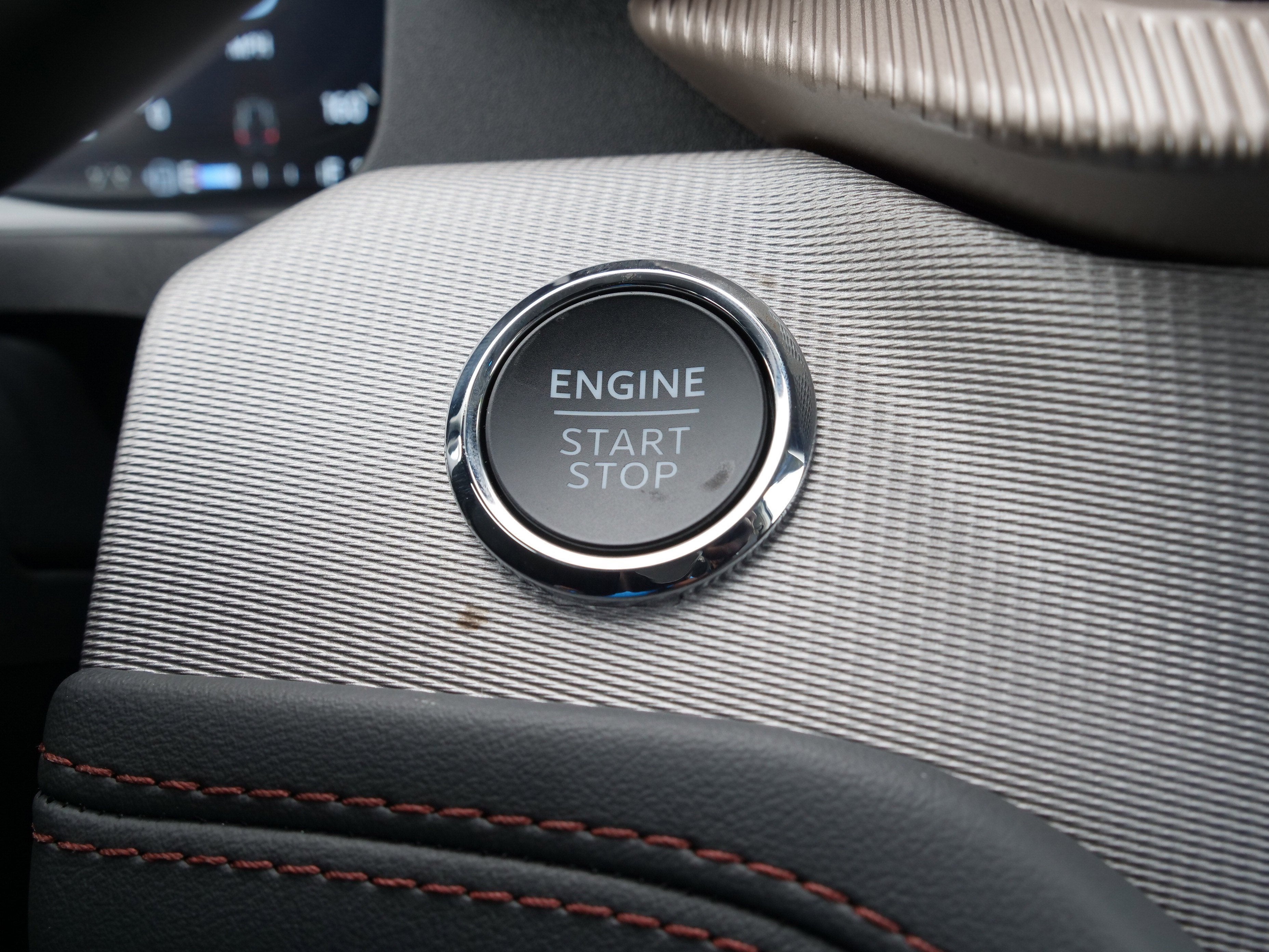 2026 Ford Explorer Active (100A)