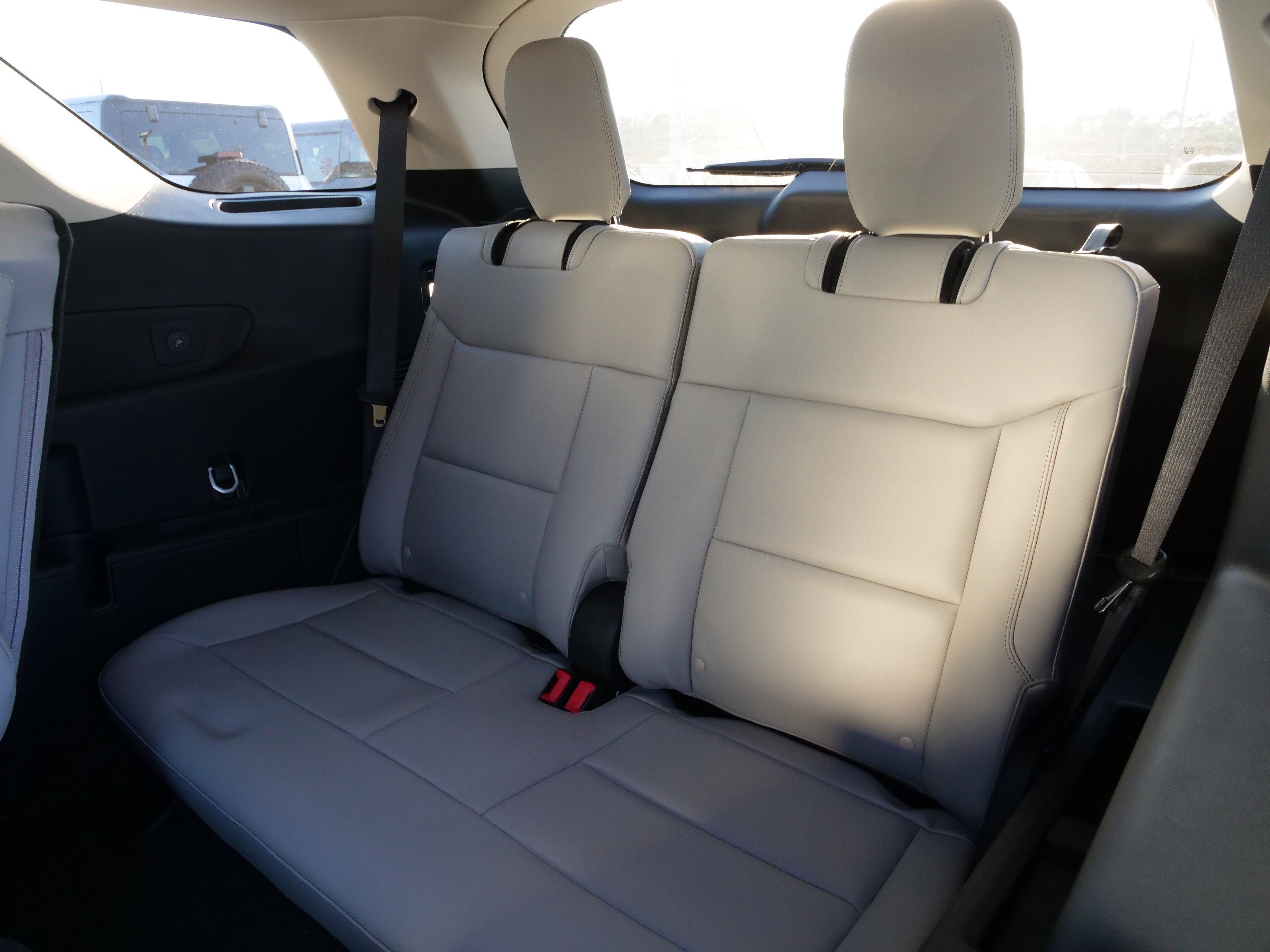 2026 Ford Explorer Base