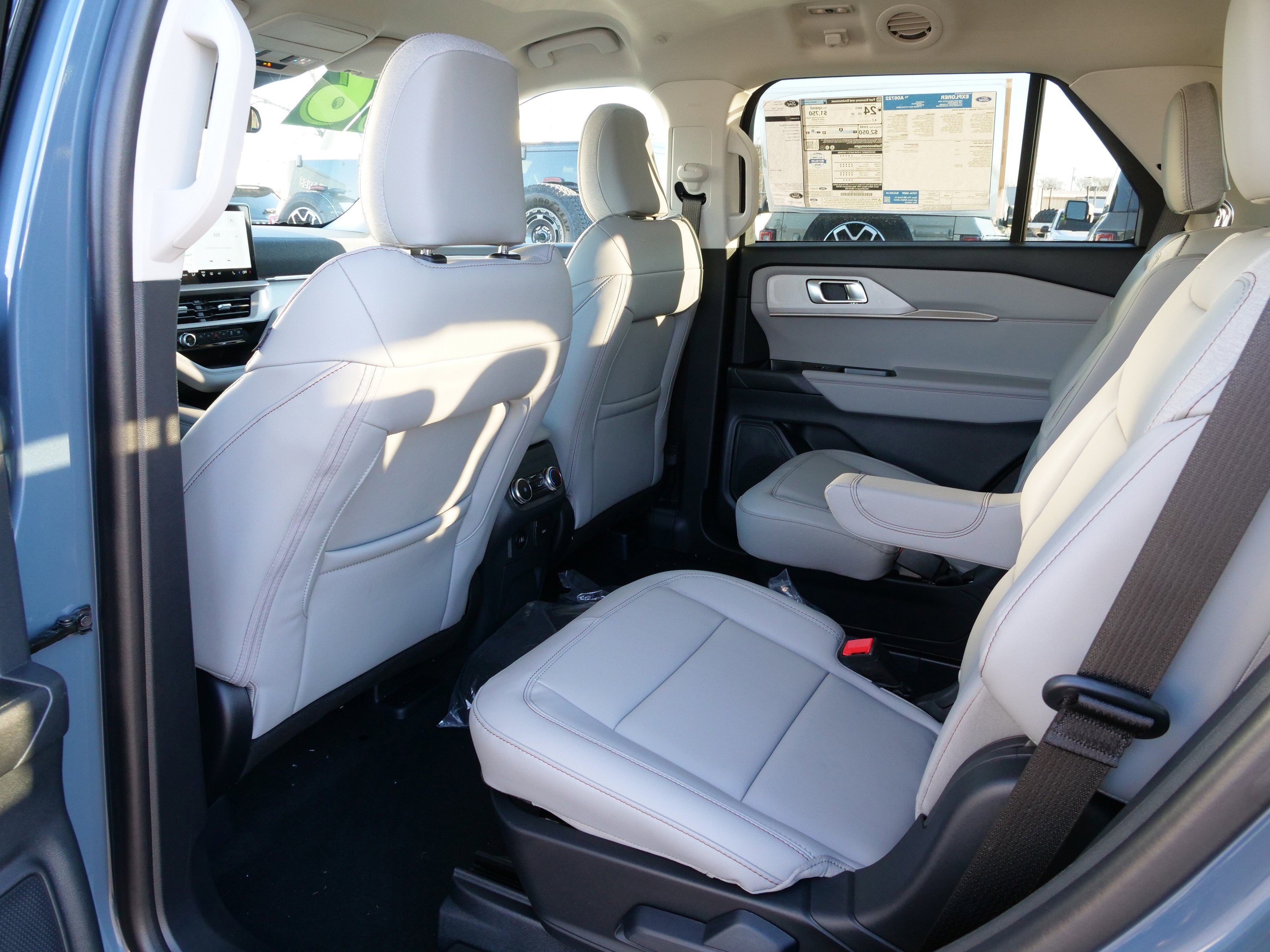 2026 Ford Explorer Base