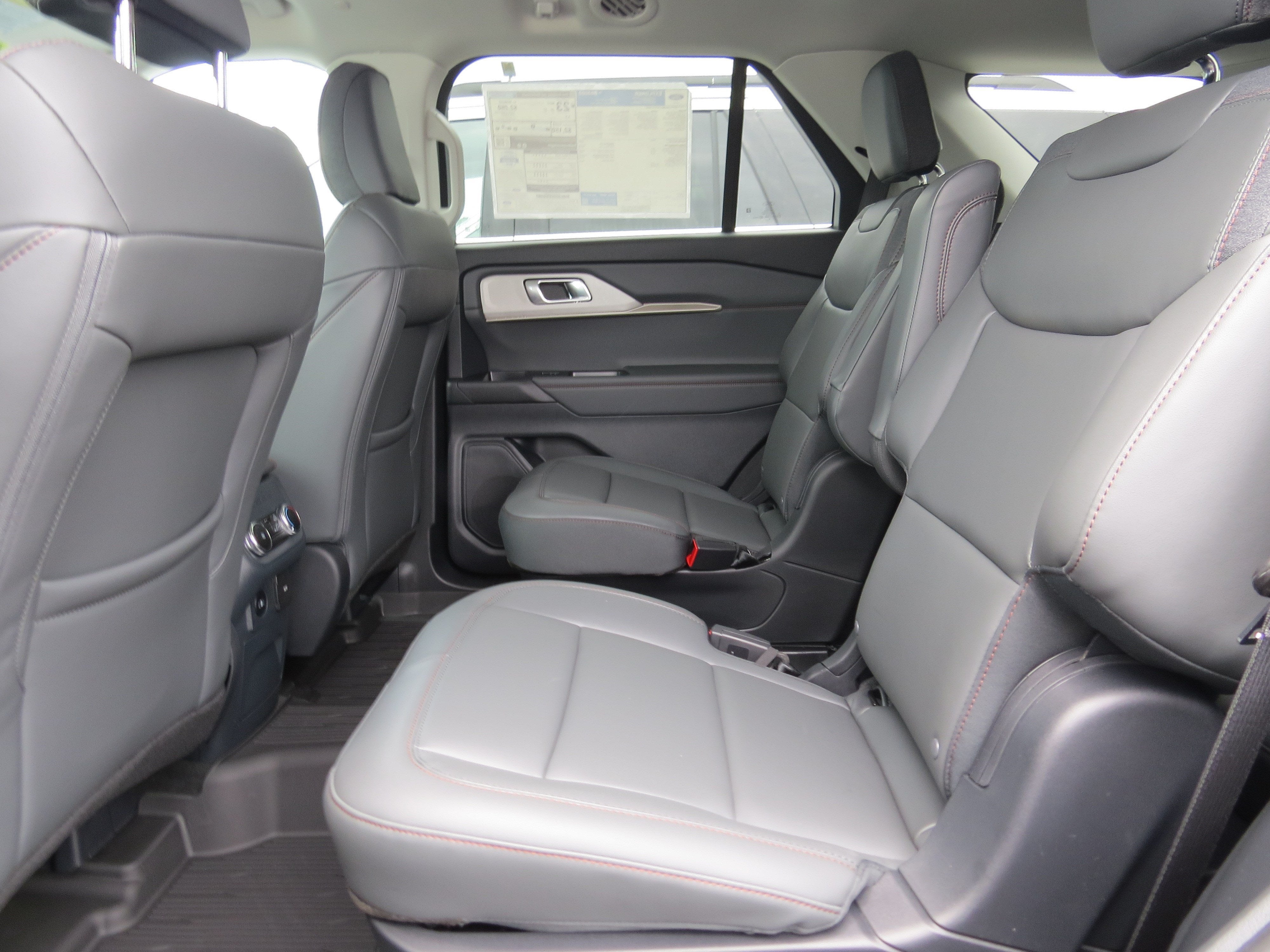 2026 Ford Explorer Base
