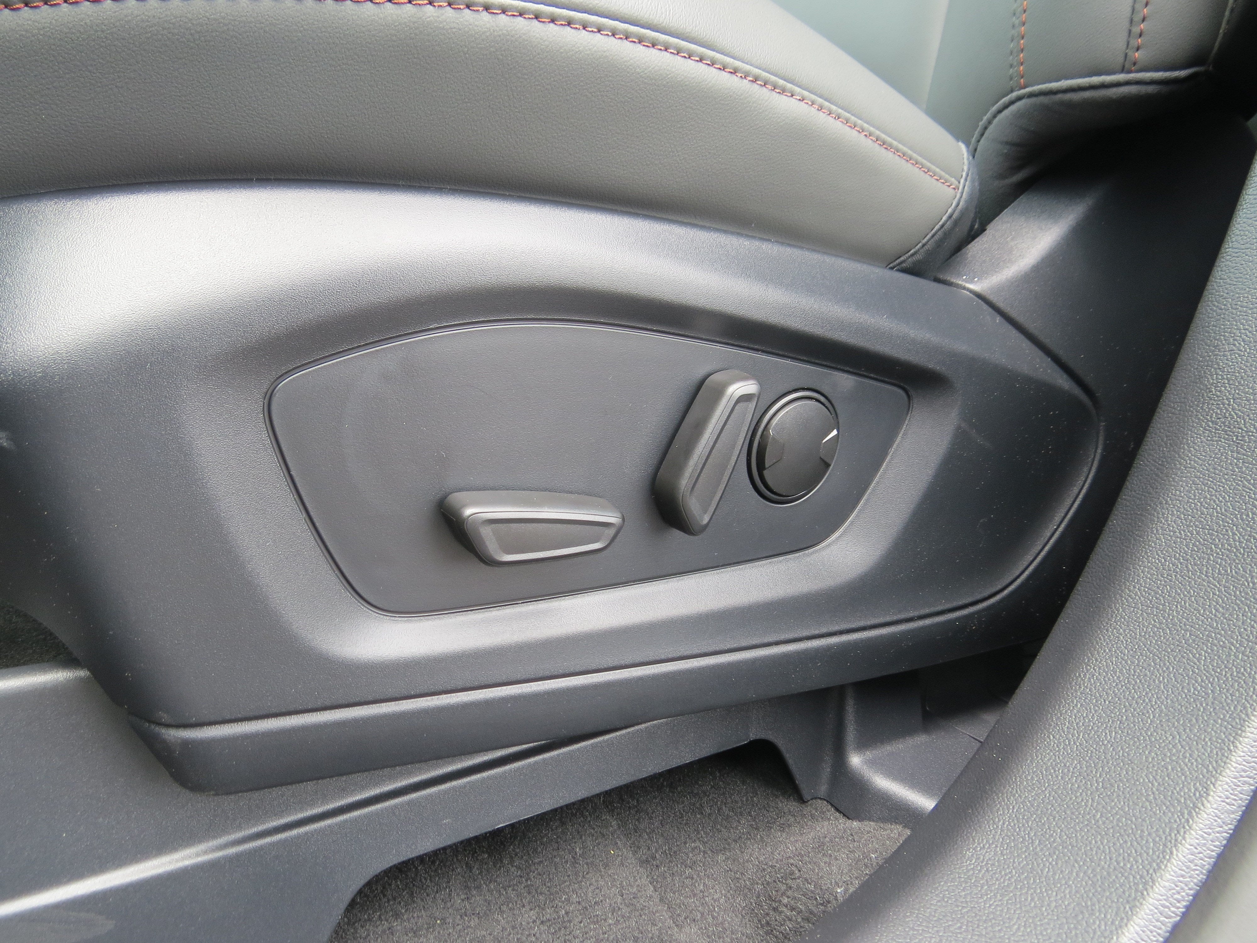 2026 Ford Explorer Base