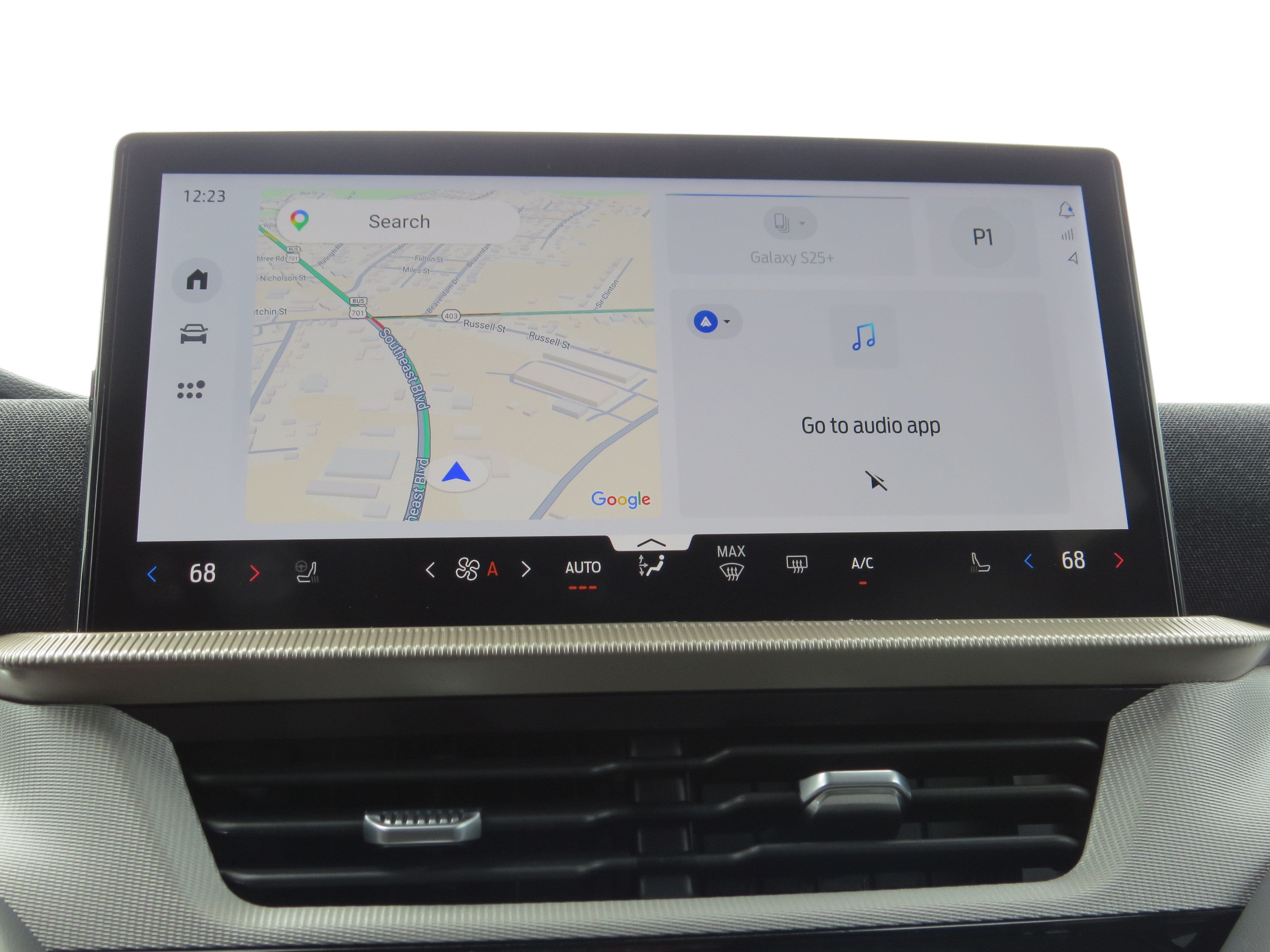 2026 Ford Explorer Base