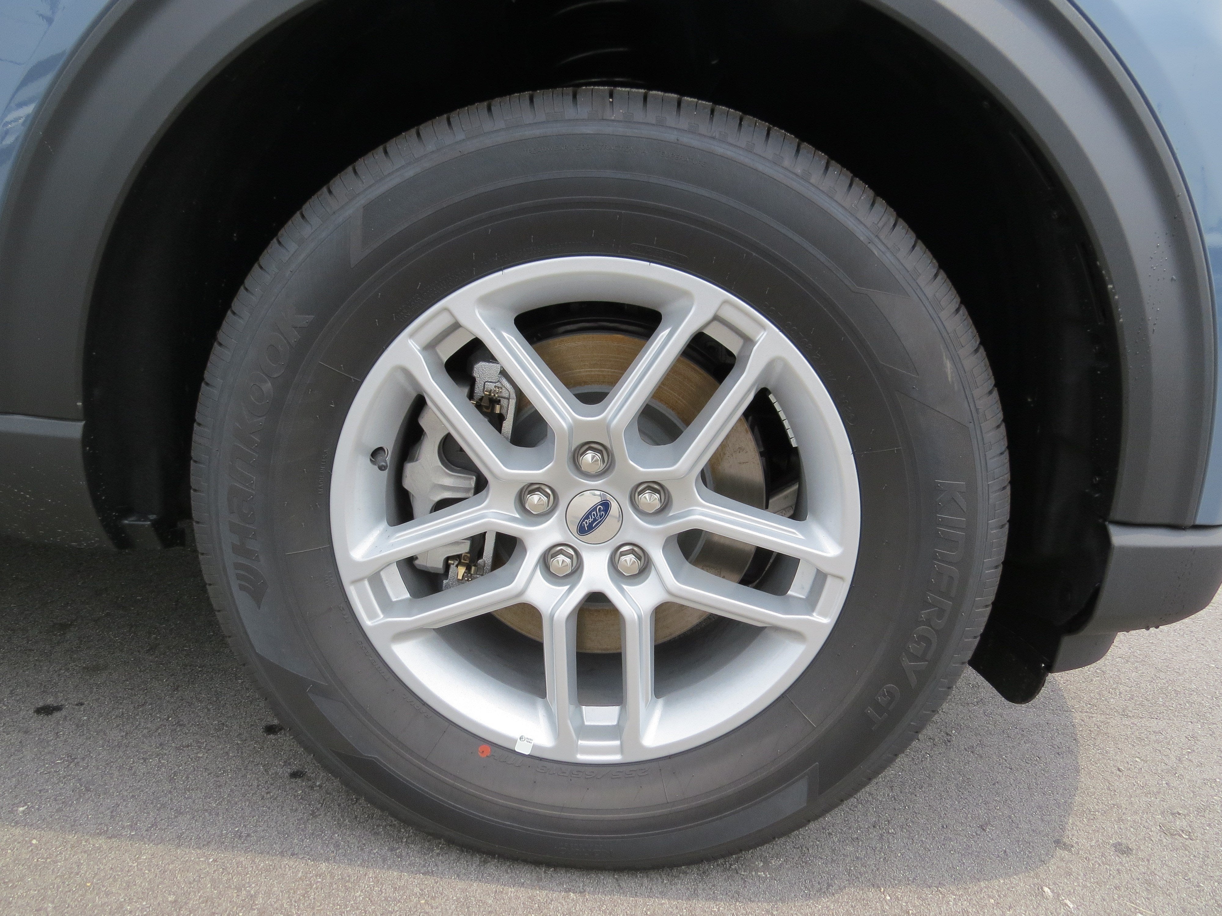 2026 Ford Explorer Base