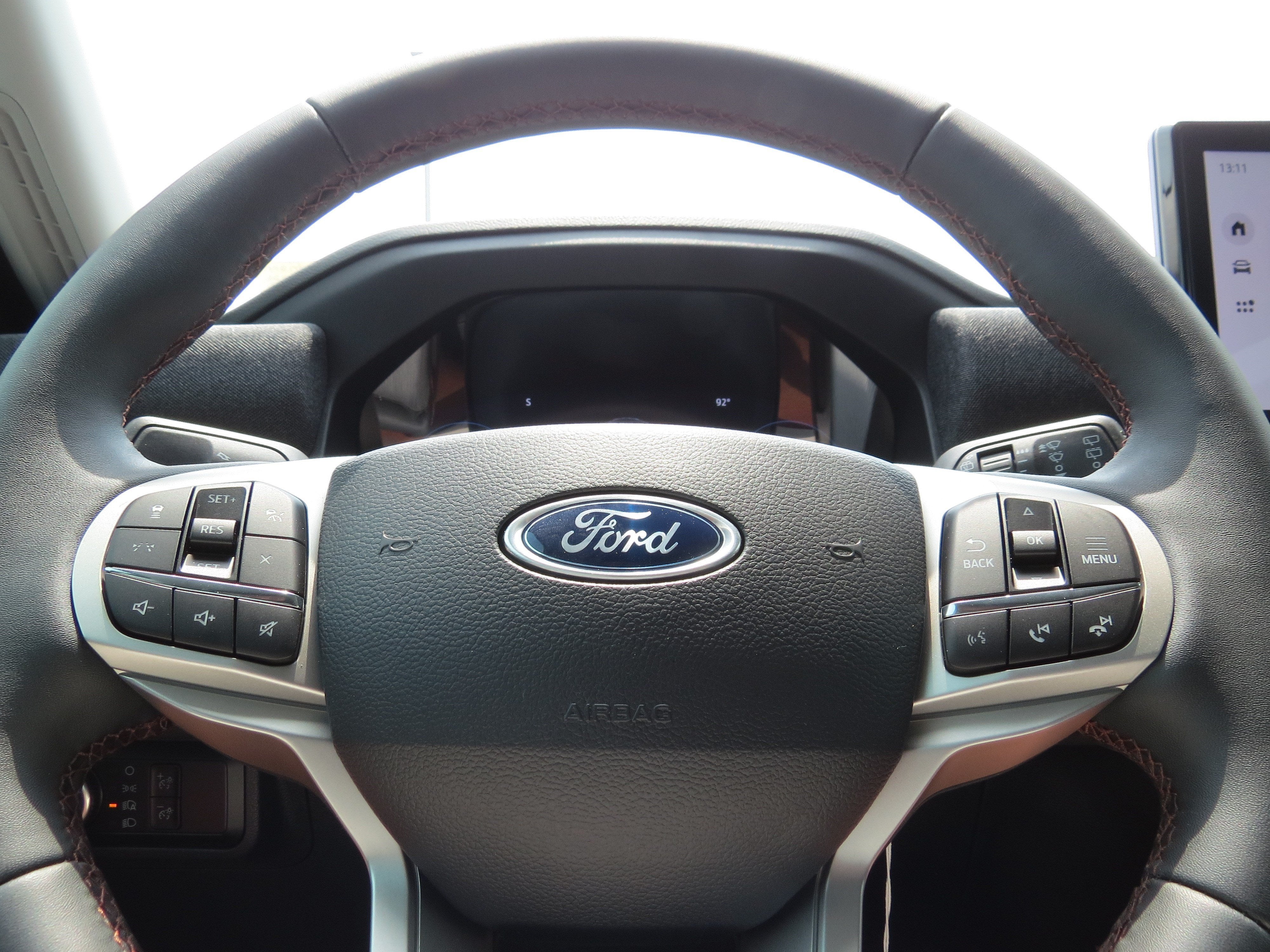 2026 Ford Explorer Base