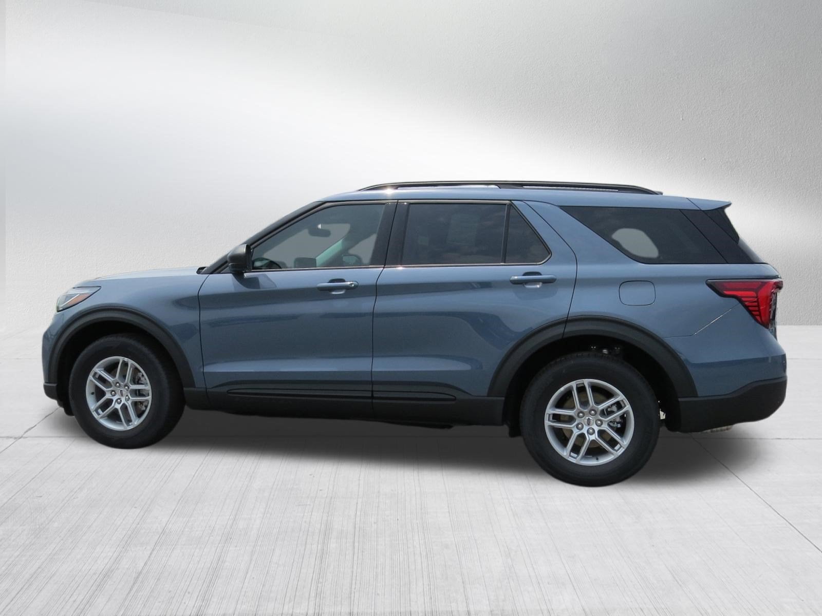 2026 Ford Explorer Base